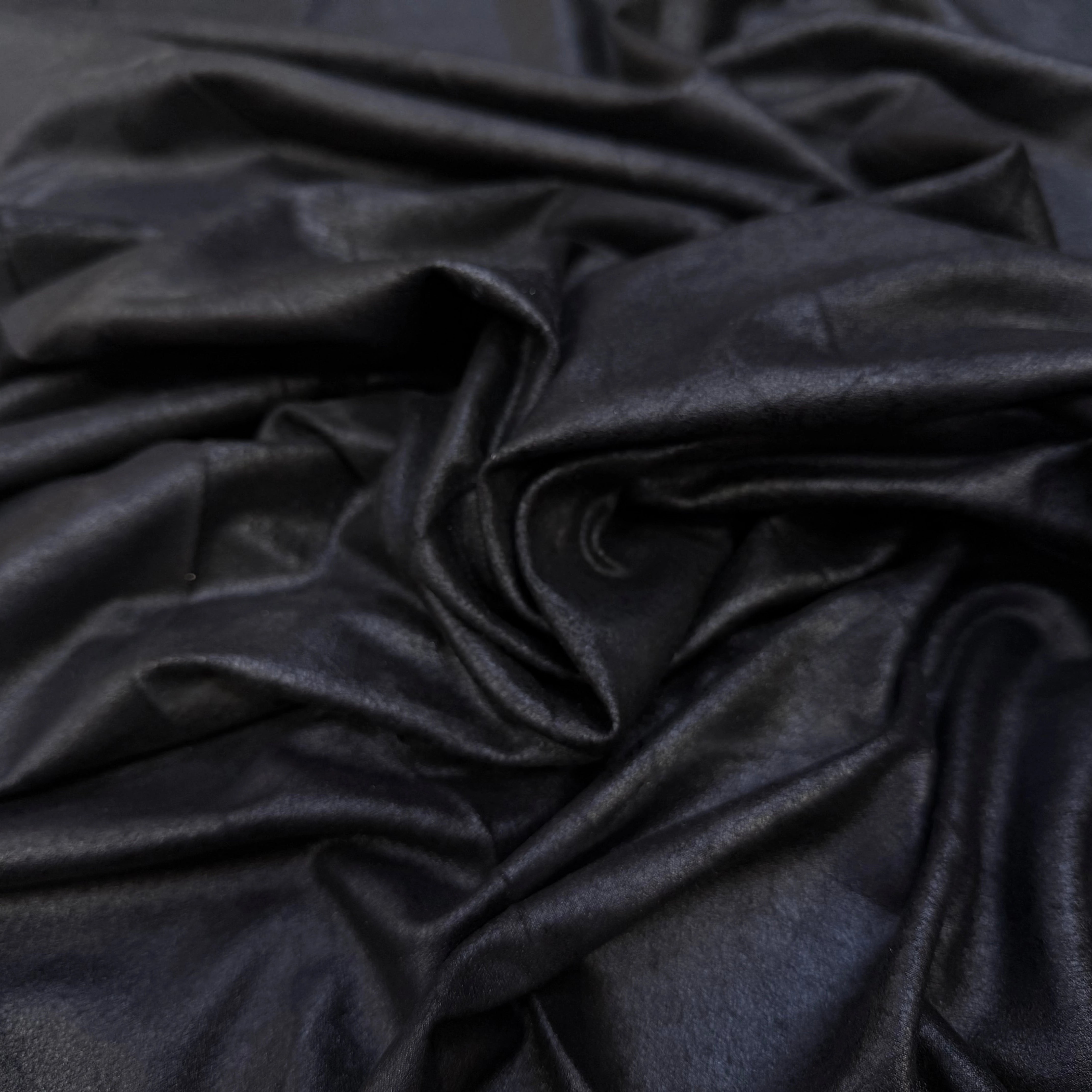SUEDINE STRETCH NOIR EFFET CRAQUELÉ CHIC - My Little Coupon