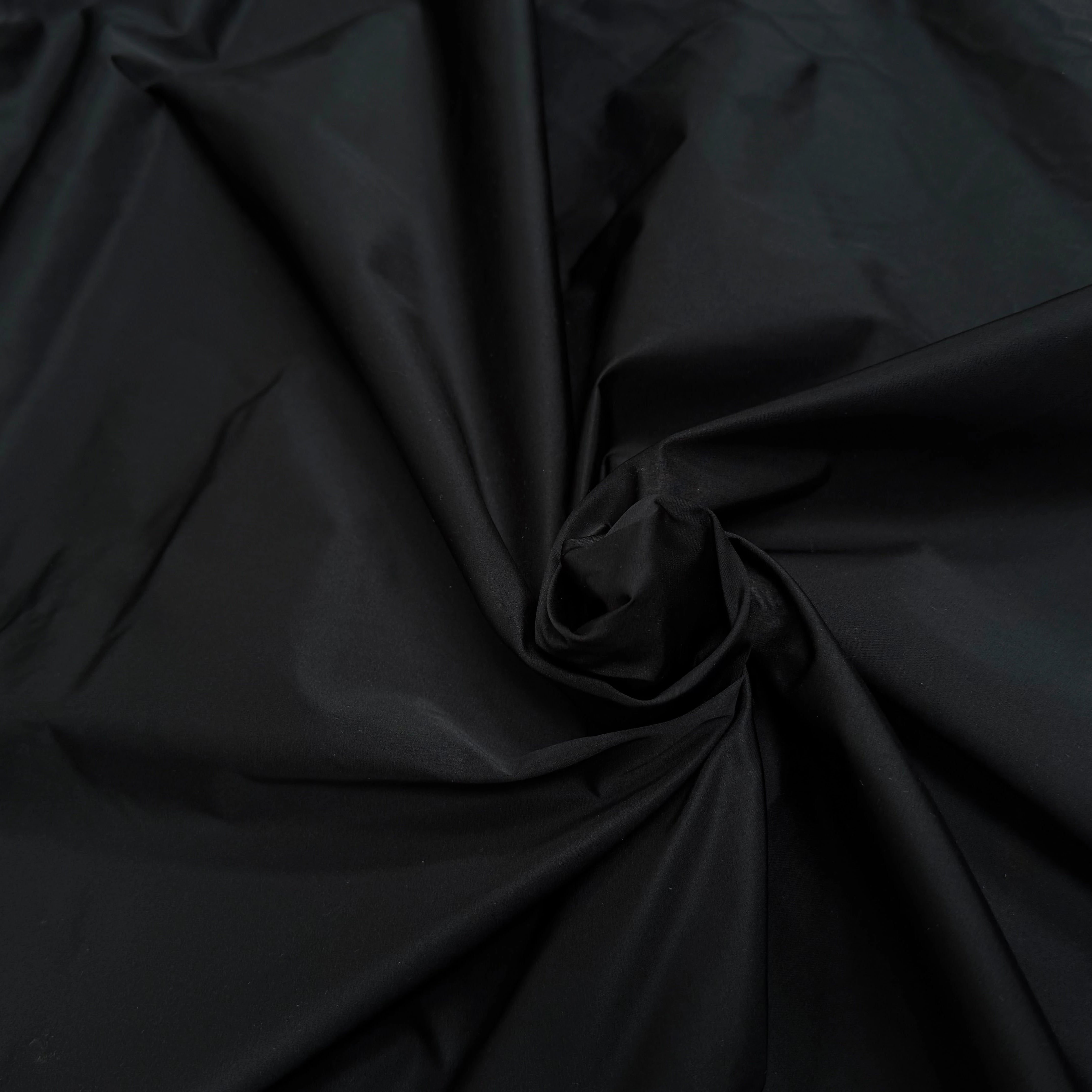 TAFFETAS LOURD CRAQUANT BEAU TOUCHER NOIR - My Little Coupon