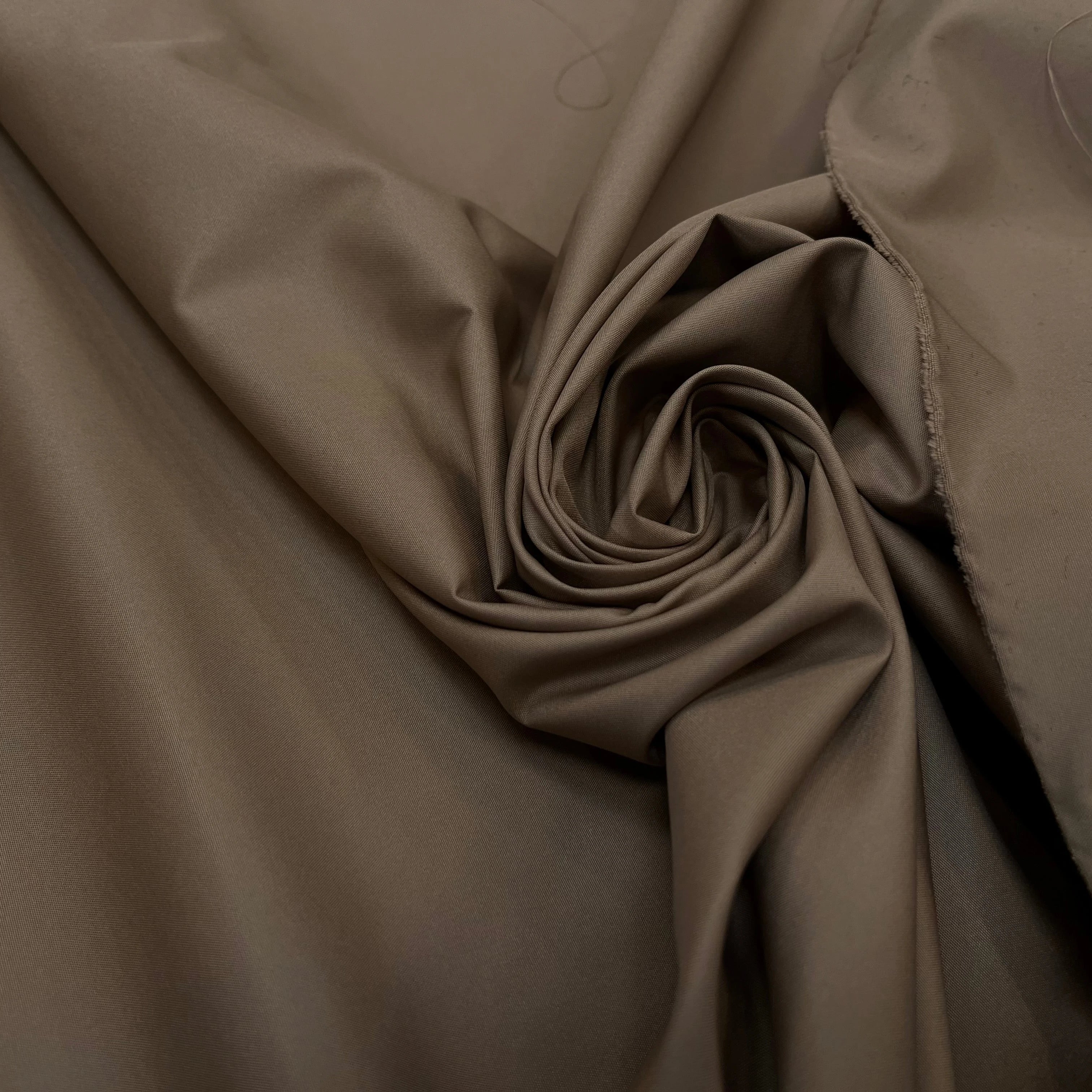 TAFFETAS UNI SABLE FONCÉ - My Little Coupon