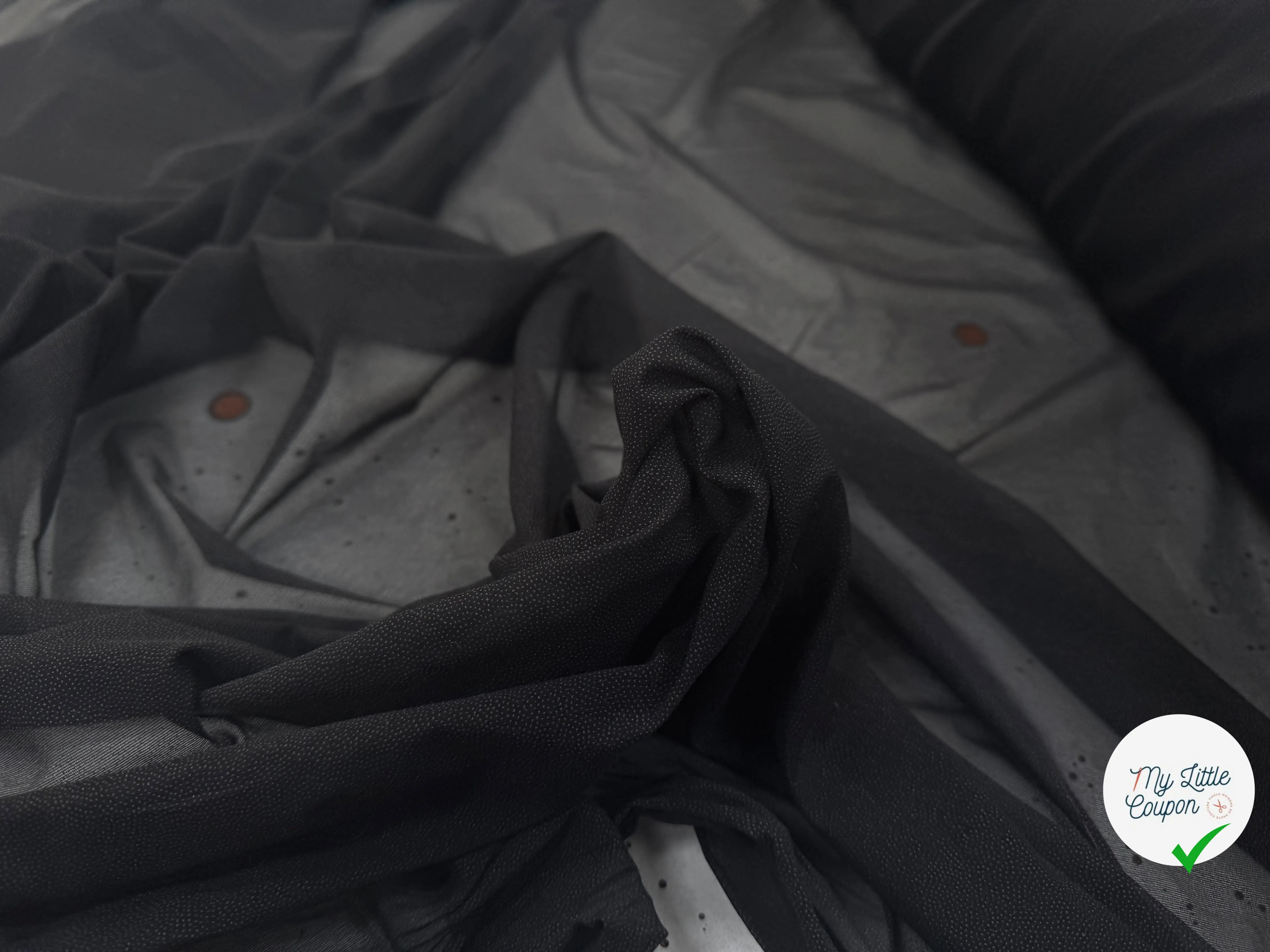 THERMOCOLLANT MAILLE FINE À GRAIN GRANDE LAIZE NOIR - My Little Coupon