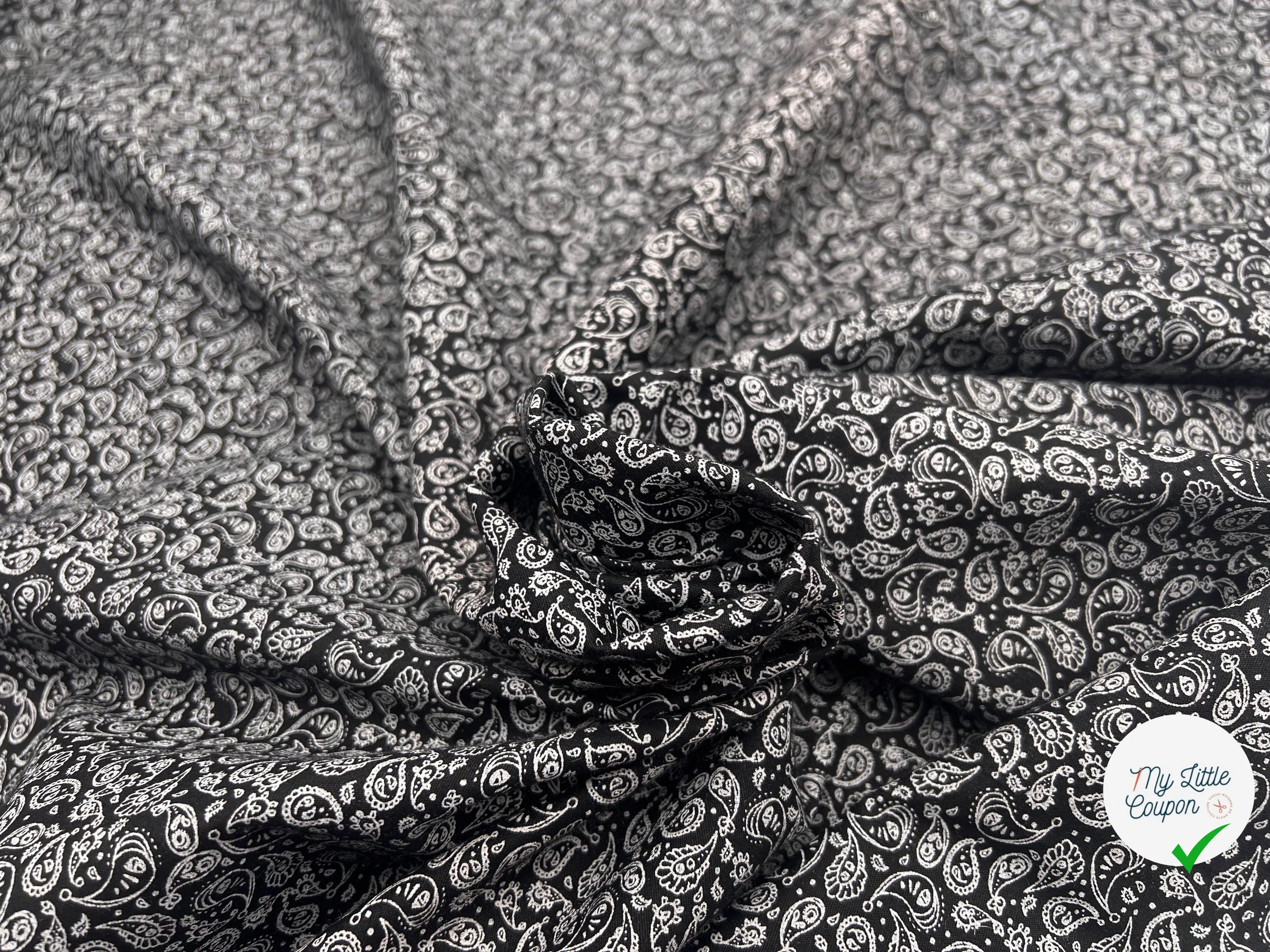 TISSU 100% COTON FERMIÈRE PAISLEY SUR FOND NOIR - My Little Coupon - tissu - coudre