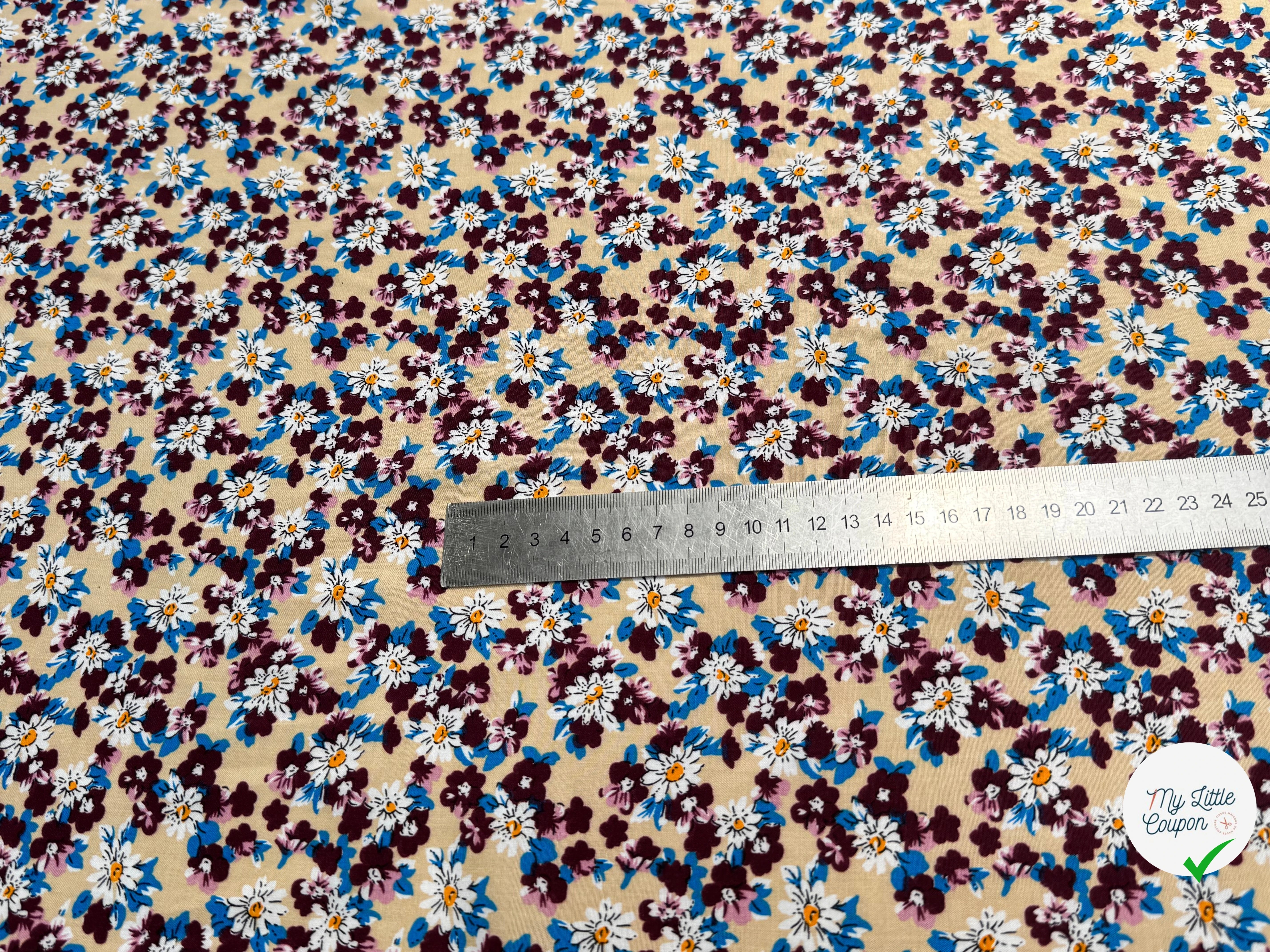 TISSU 100% VISCOSE FOND CAFÉ AU LAIT IMPRIMÉ BASE DE FLEURS - My Little Coupon