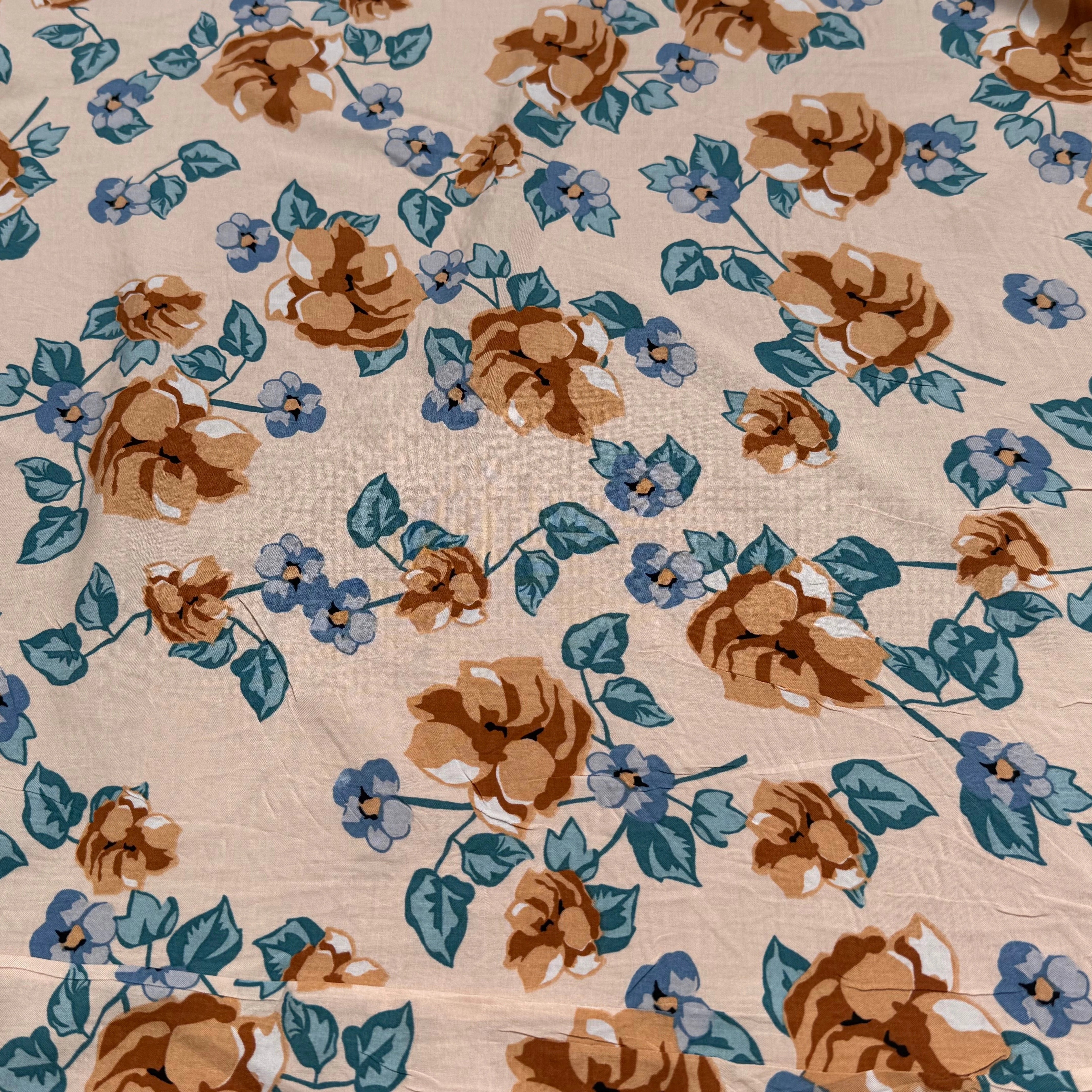 TISSU 100% VISCOSE IMPRIMÉ BRANCHES À FLEURS FOND CREME - My Little Coupon