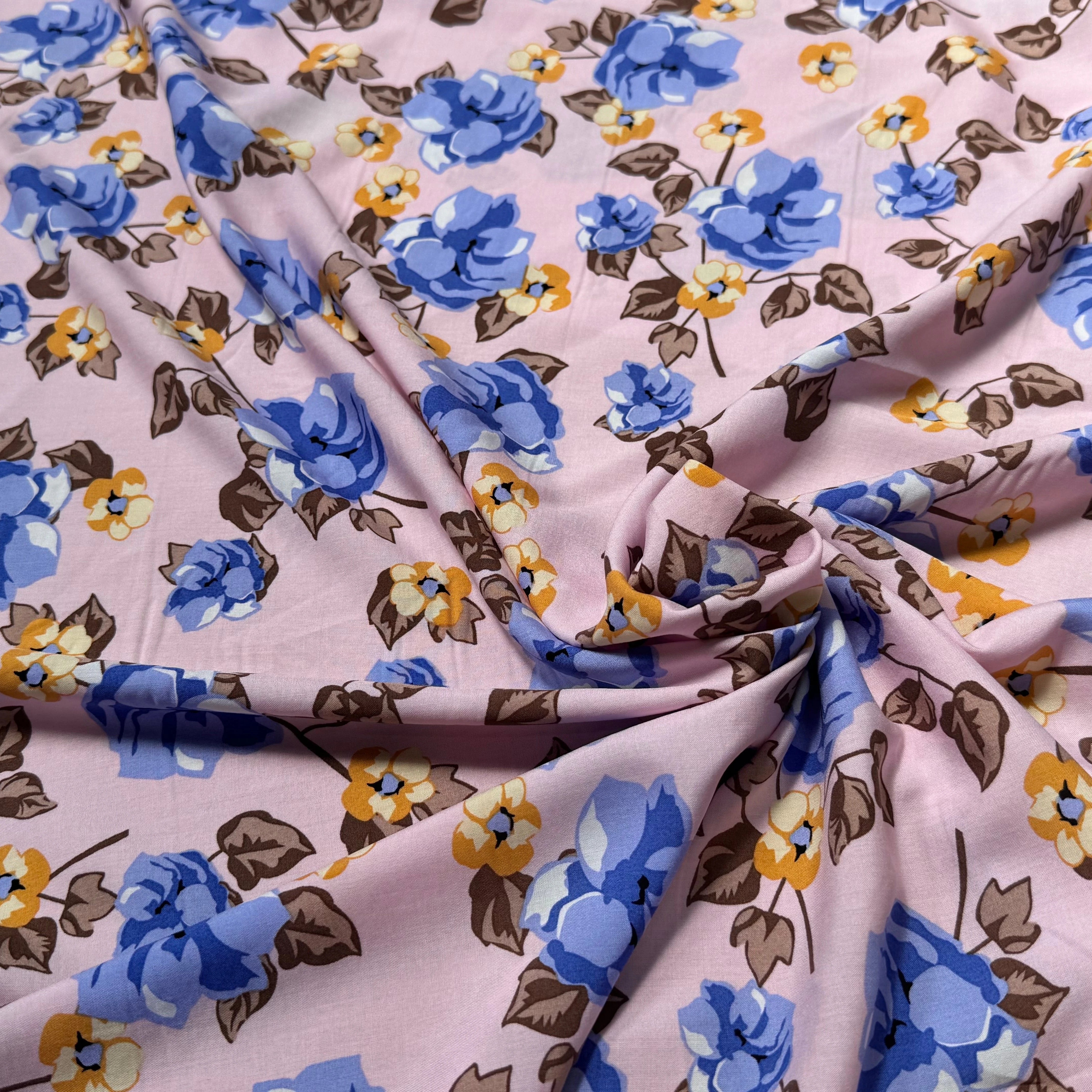 TISSU 100% VISCOSE IMPRIMÉ BRANCHES À FLEURS FOND ROSE - My Little Coupon