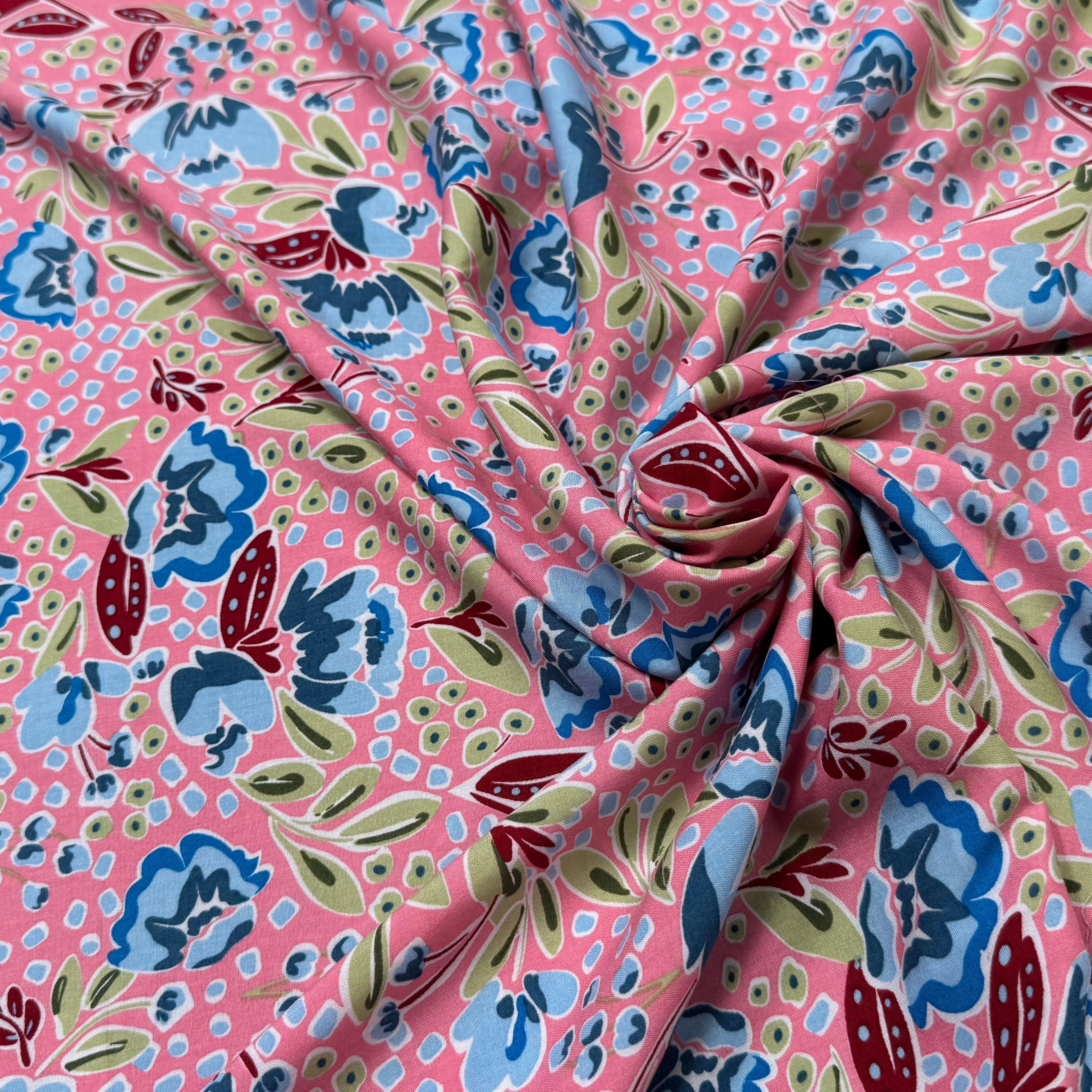 TISSU 100% VISCOSE IMPRIMÉ FEUILLAGES FOND ROSE - My Little Coupon
