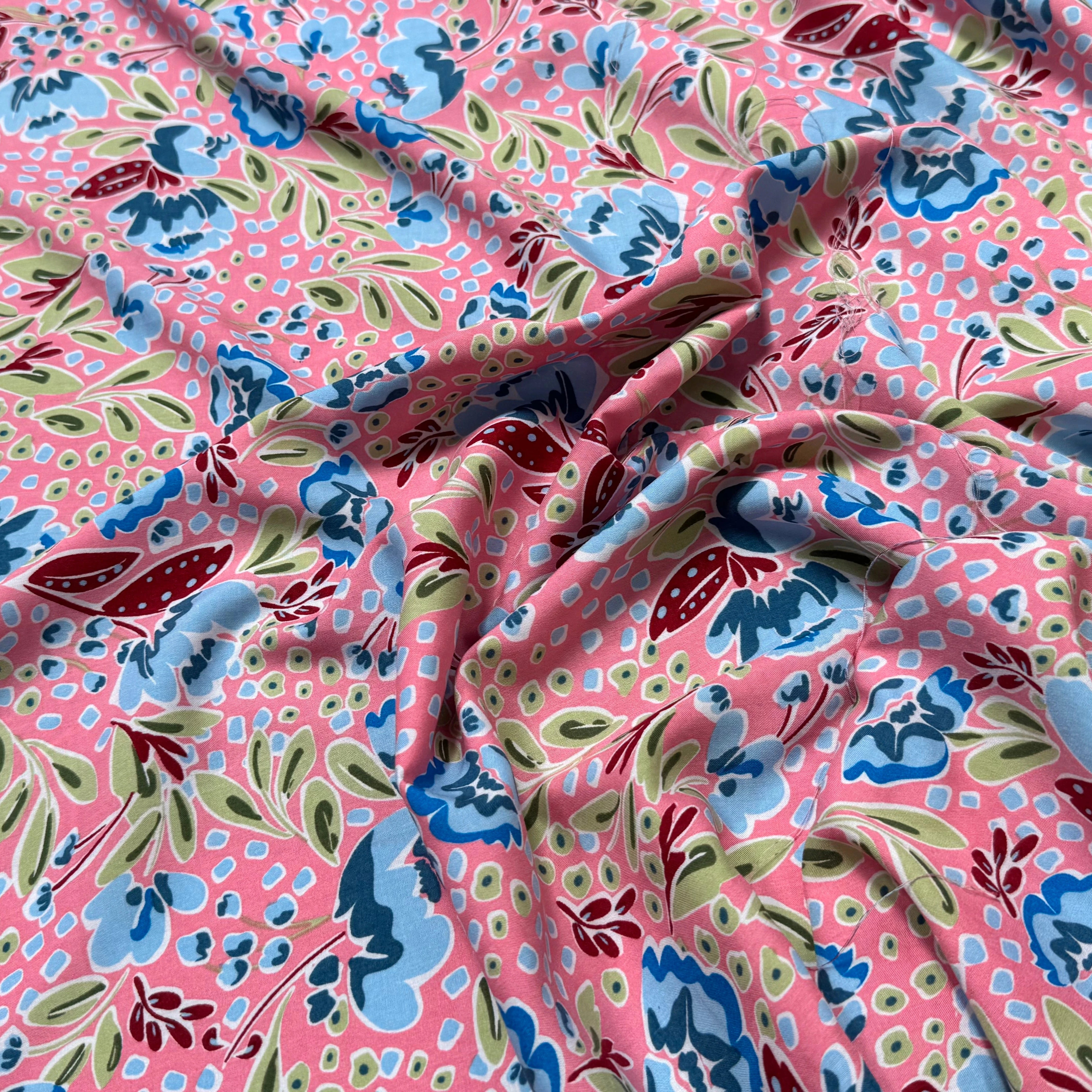 TISSU 100% VISCOSE IMPRIMÉ FEUILLAGES FOND ROSE - My Little Coupon