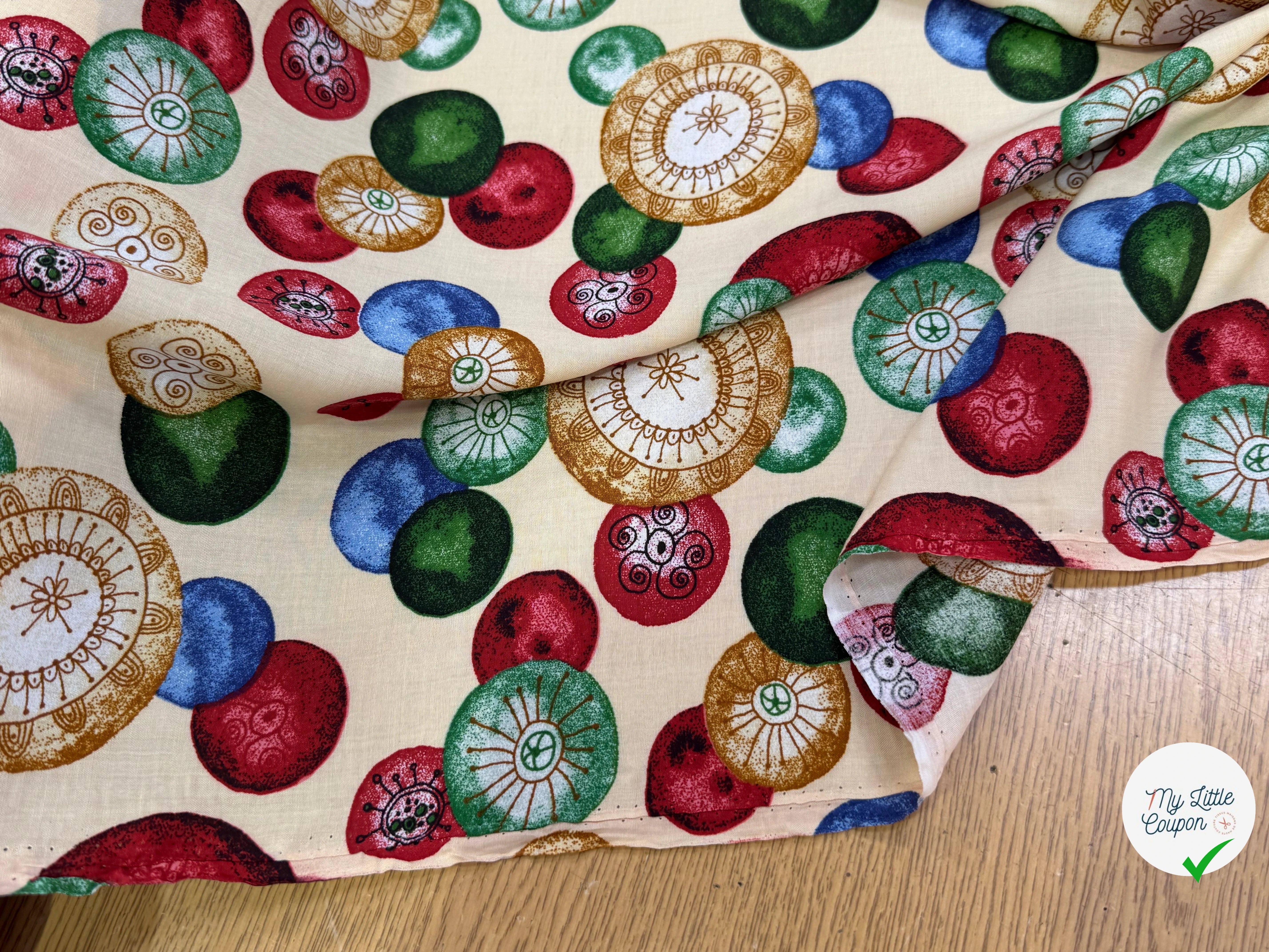 TISSU 100% VISCOSE IMPRIMÉ FOND CREME MOTIFS CIRCULAIRES - My Little Coupon