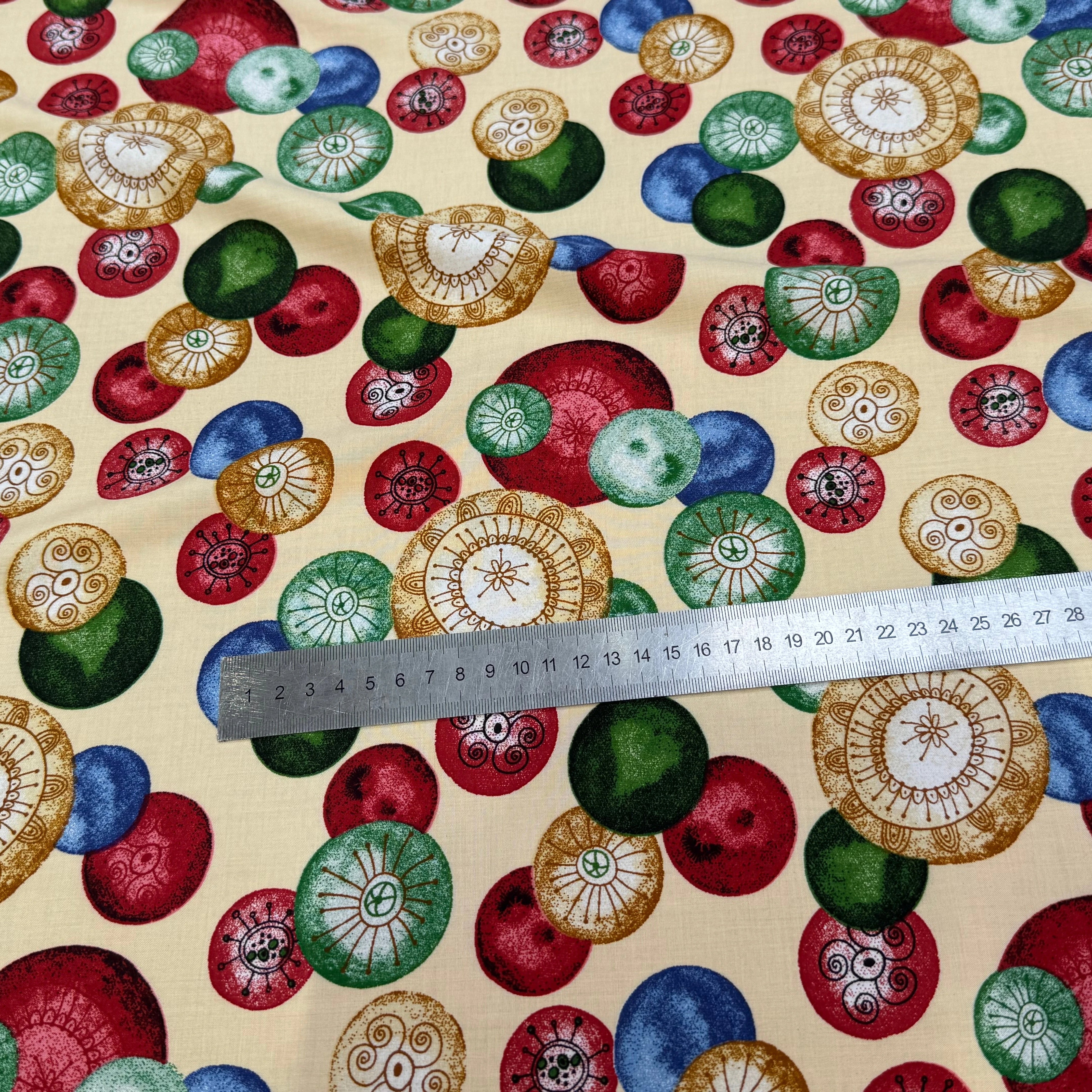 TISSU 100% VISCOSE IMPRIMÉ FOND CREME MOTIFS CIRCULAIRES - My Little Coupon