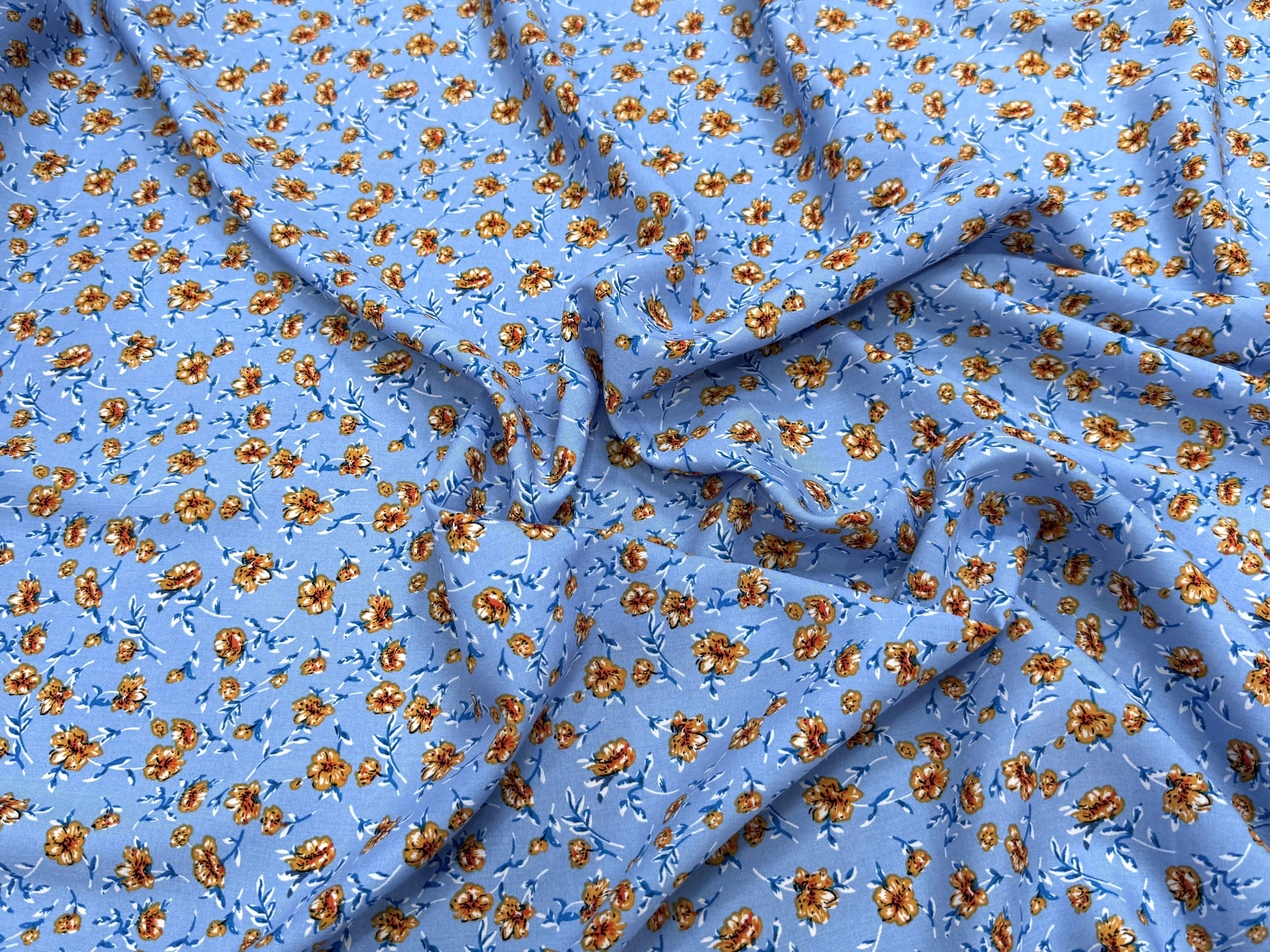 TISSU 100% VISCOSE IMPRIMÉ MINI FLEURS FOND BLEU CIEL - My Little Coupon