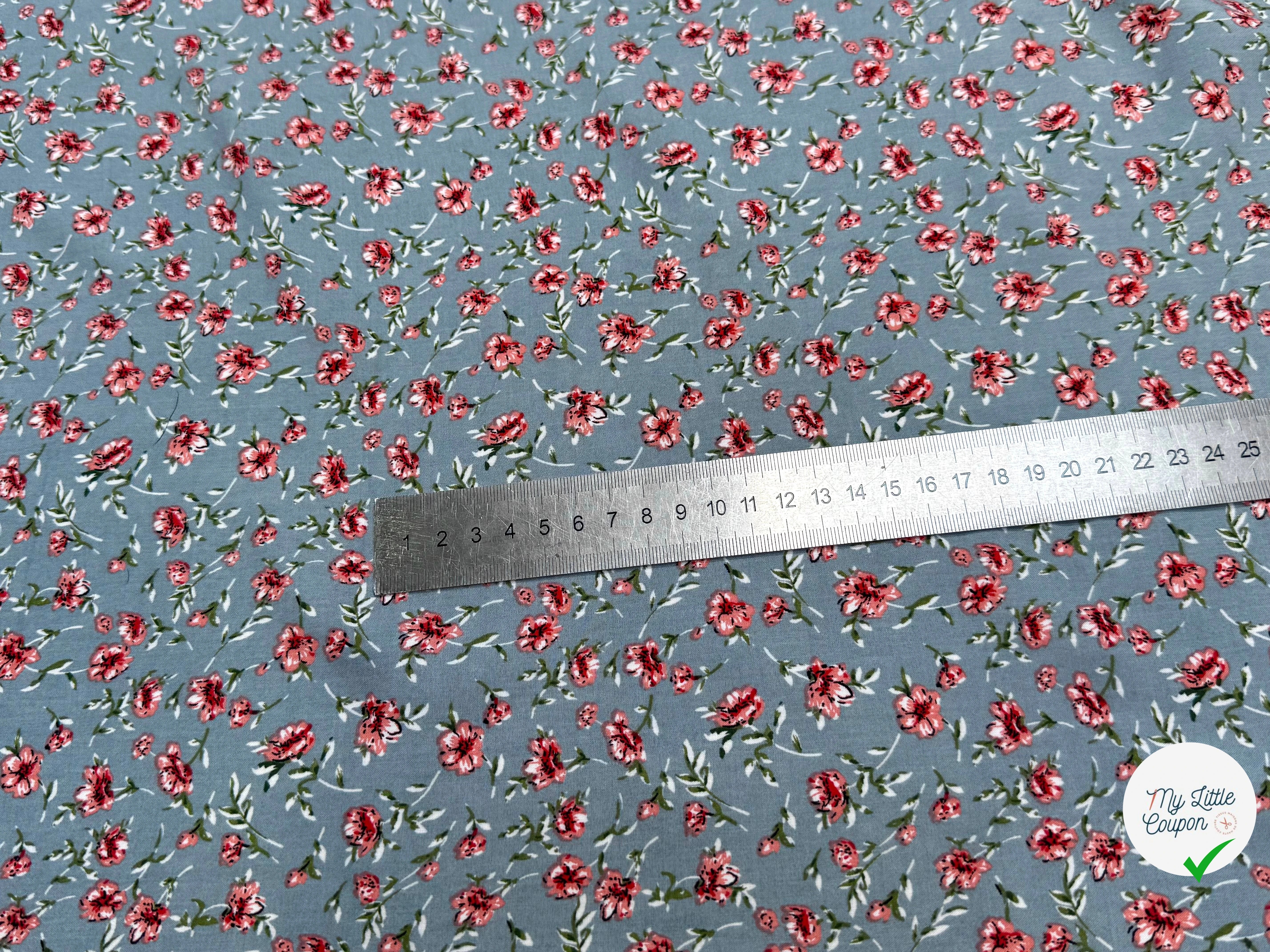 TISSU 100% VISCOSE IMPRIMÉ MINI FLEURS FOND GRIS - My Little Coupon