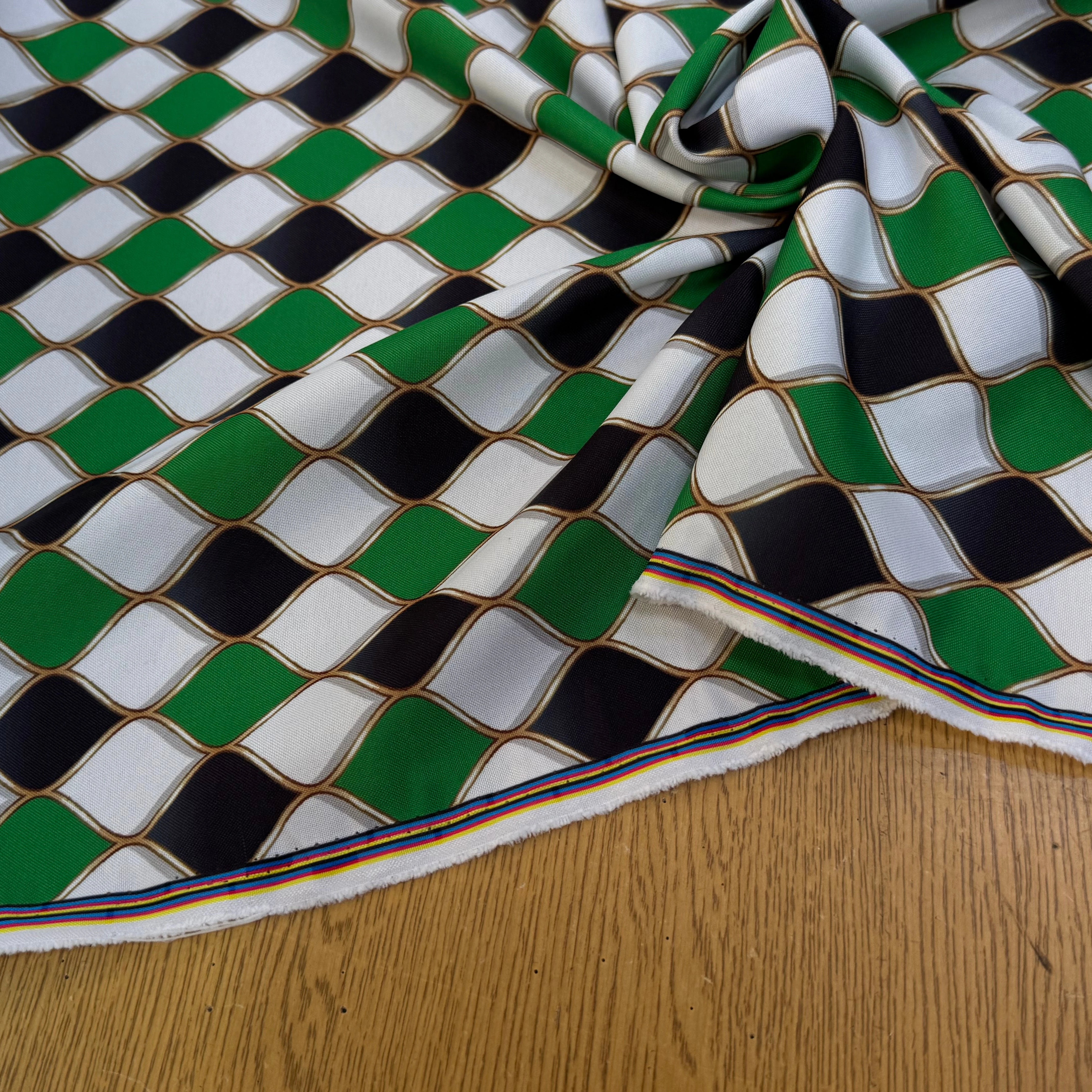 TISSU BURLINGTON VERT ET NOIR - My Little Coupon