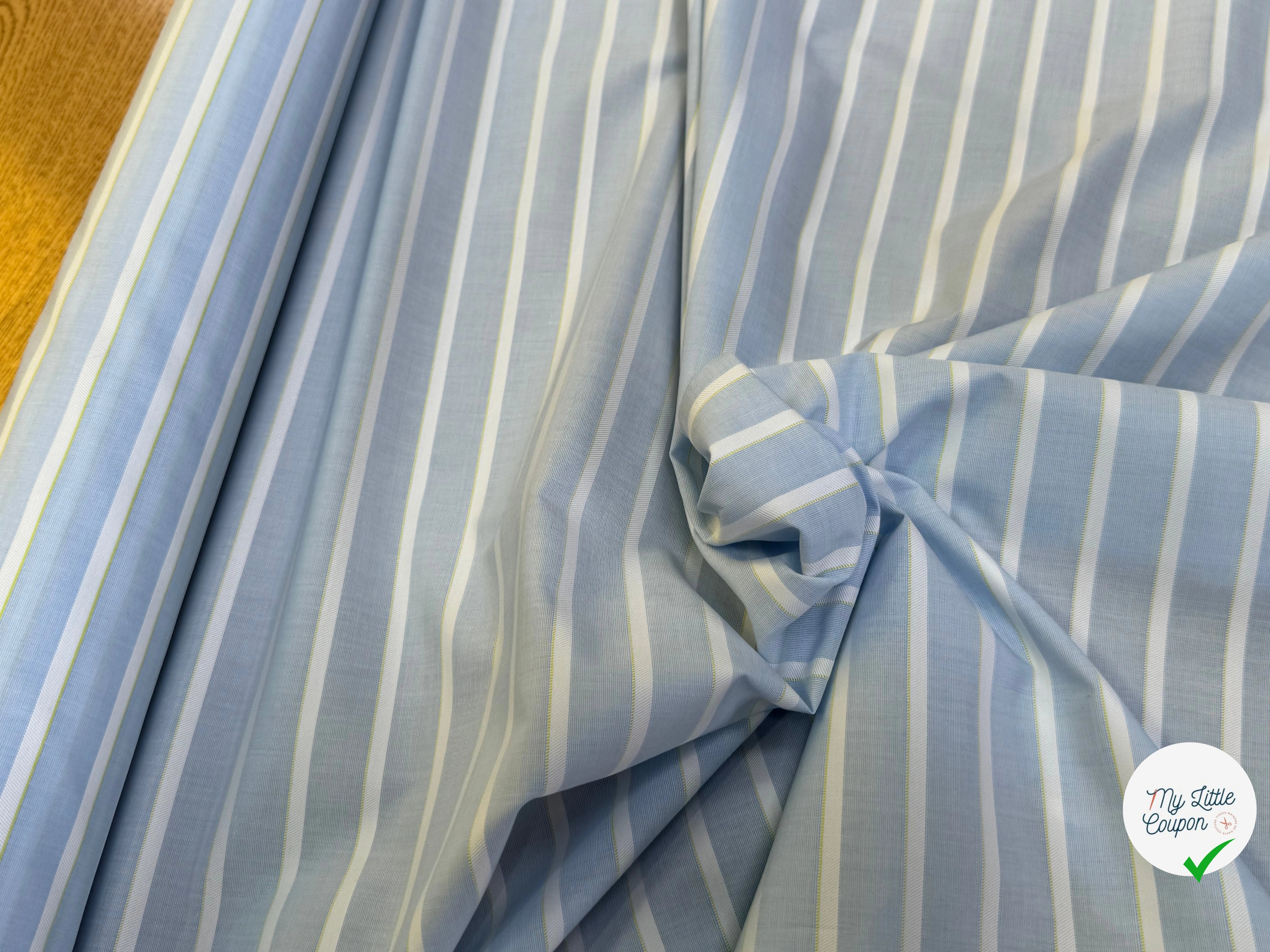 TISSU CHEMISE 100% COTON ORGANIC À GROSSES RAYURES WHITE & SKY BLUE - My Little Coupon