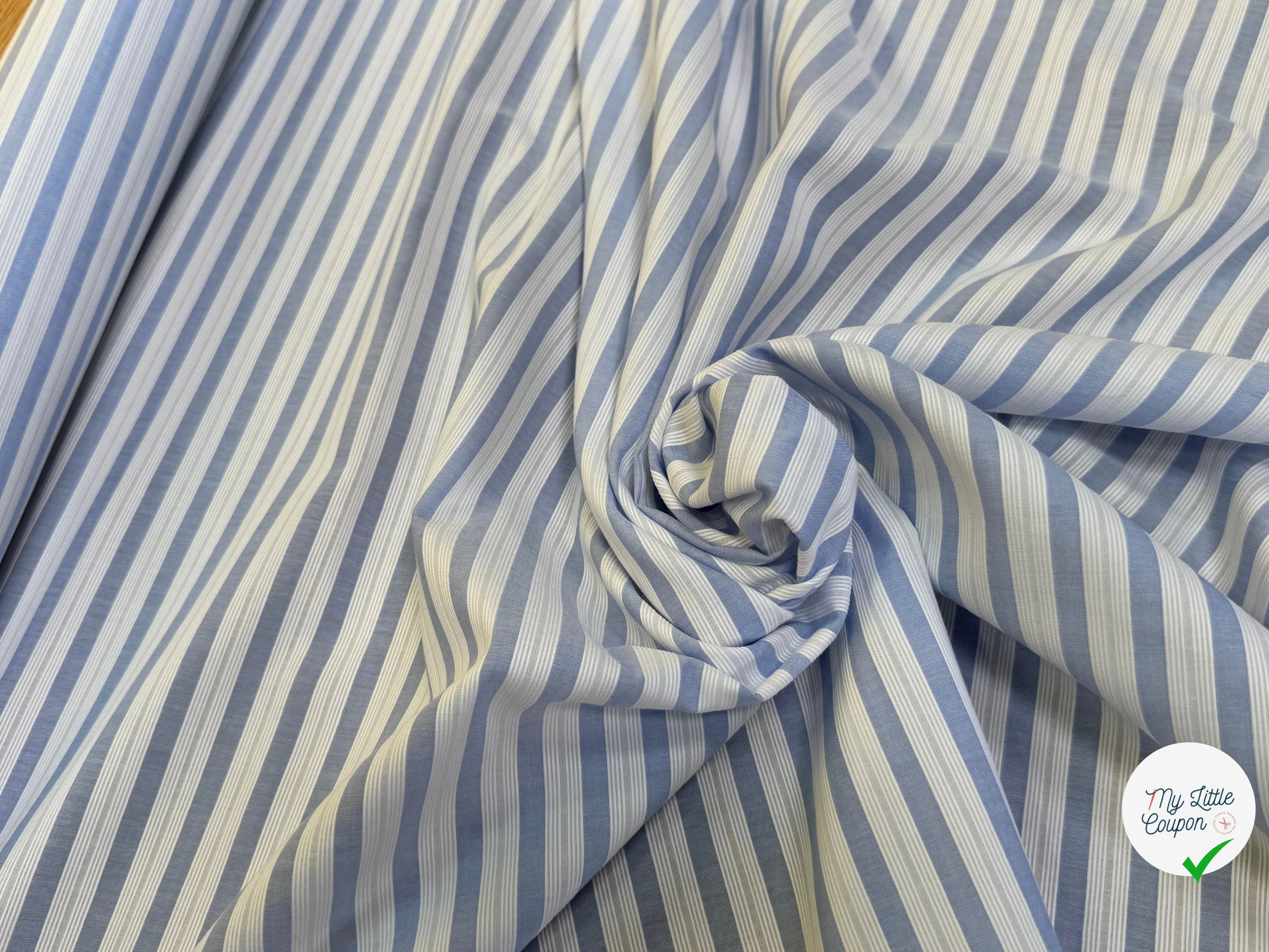 TISSU CHEMISE 100% COTON ORGANIC À RAYURES WHITE & SKY BLUE - My Little Coupon