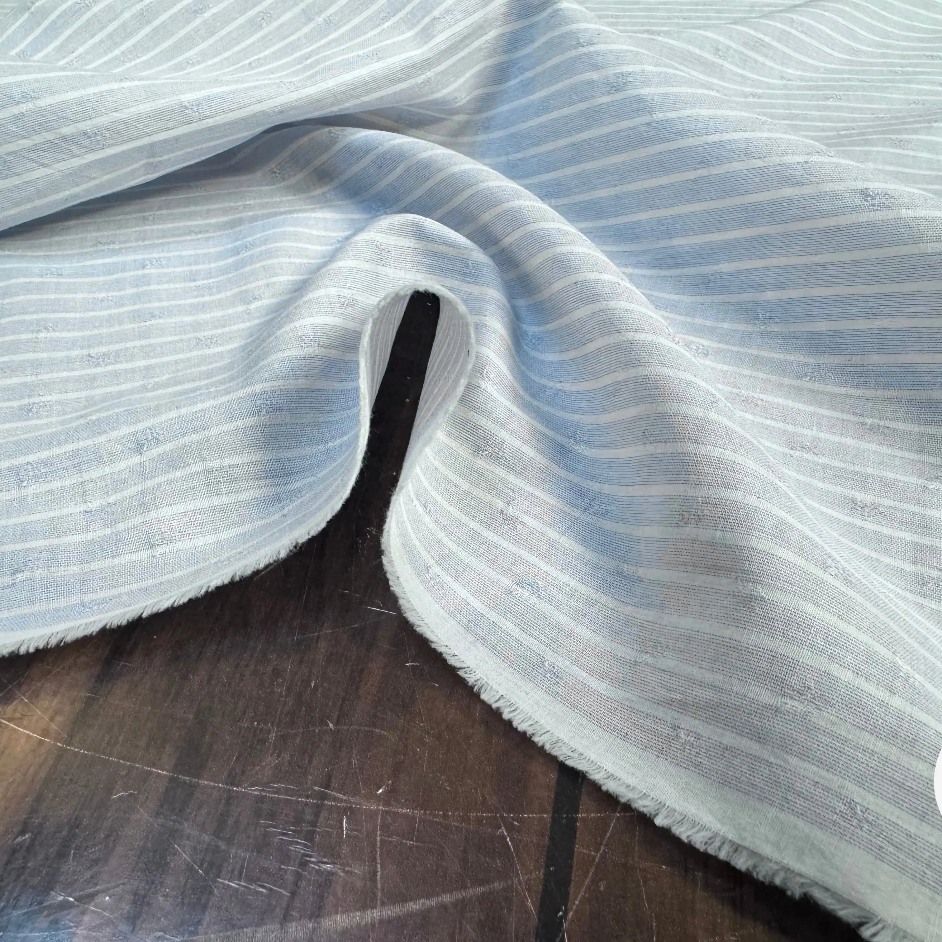 TISSU CHEMISE COTON FACONNE PETITES FLEURS AVEC RAYURES - My Little Coupon