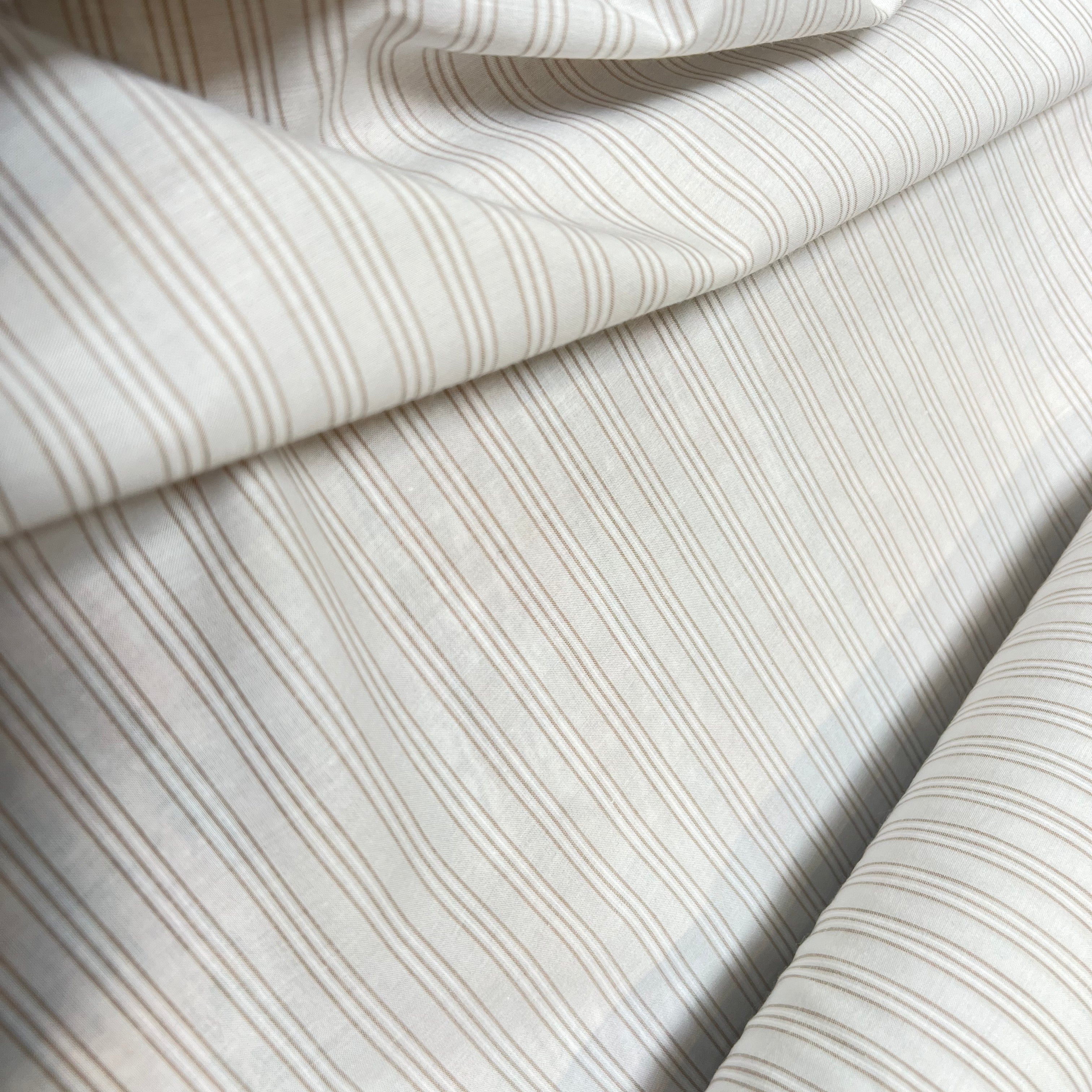 TISSU CHEMISE LÉGÈREMENT DUVETEUX RAYURES MADE IN PORTUGAL - My Little Coupon