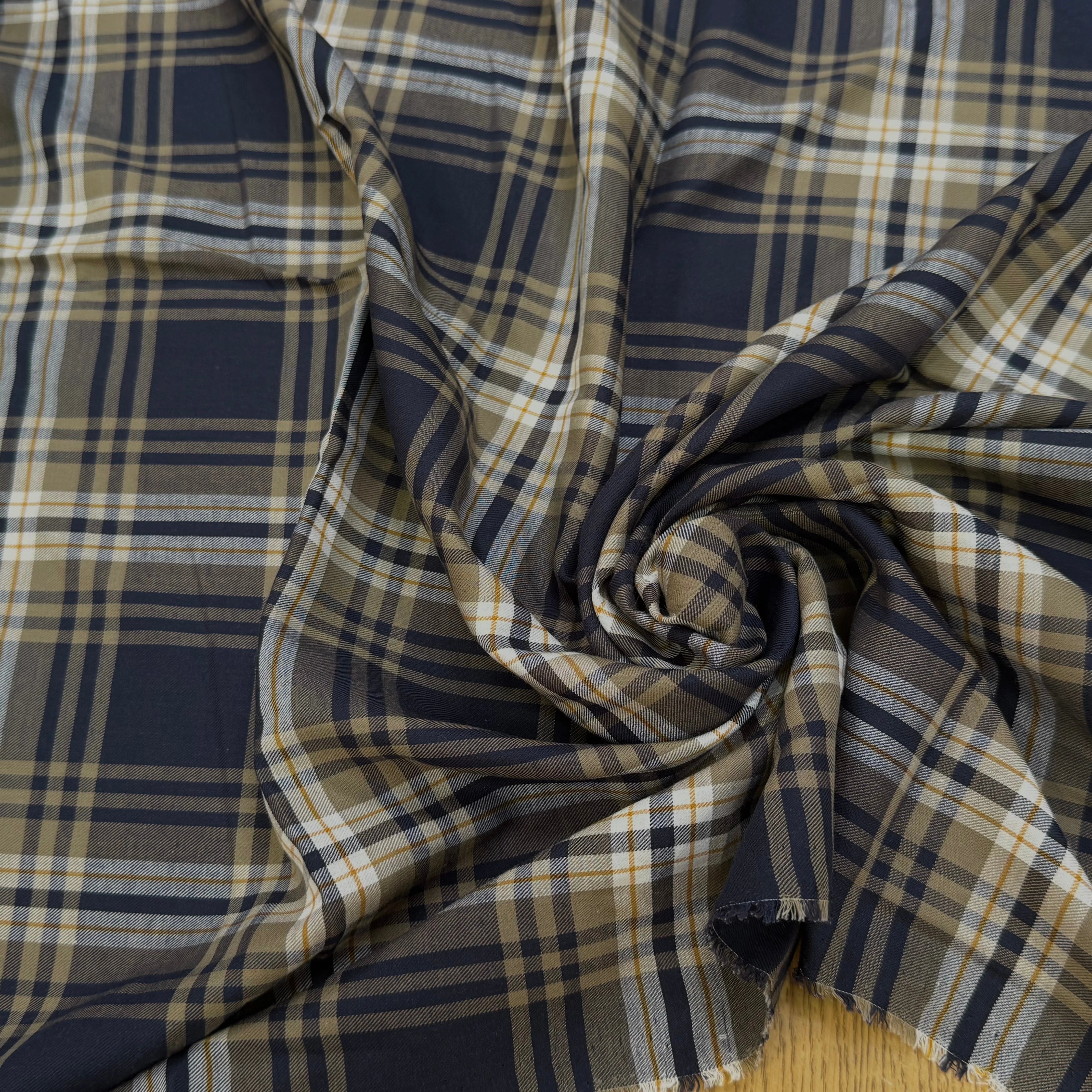 TISSU CHEMISE SUBTILE FALL JAPAN 2 MARRON NAVY - My Little Coupon
