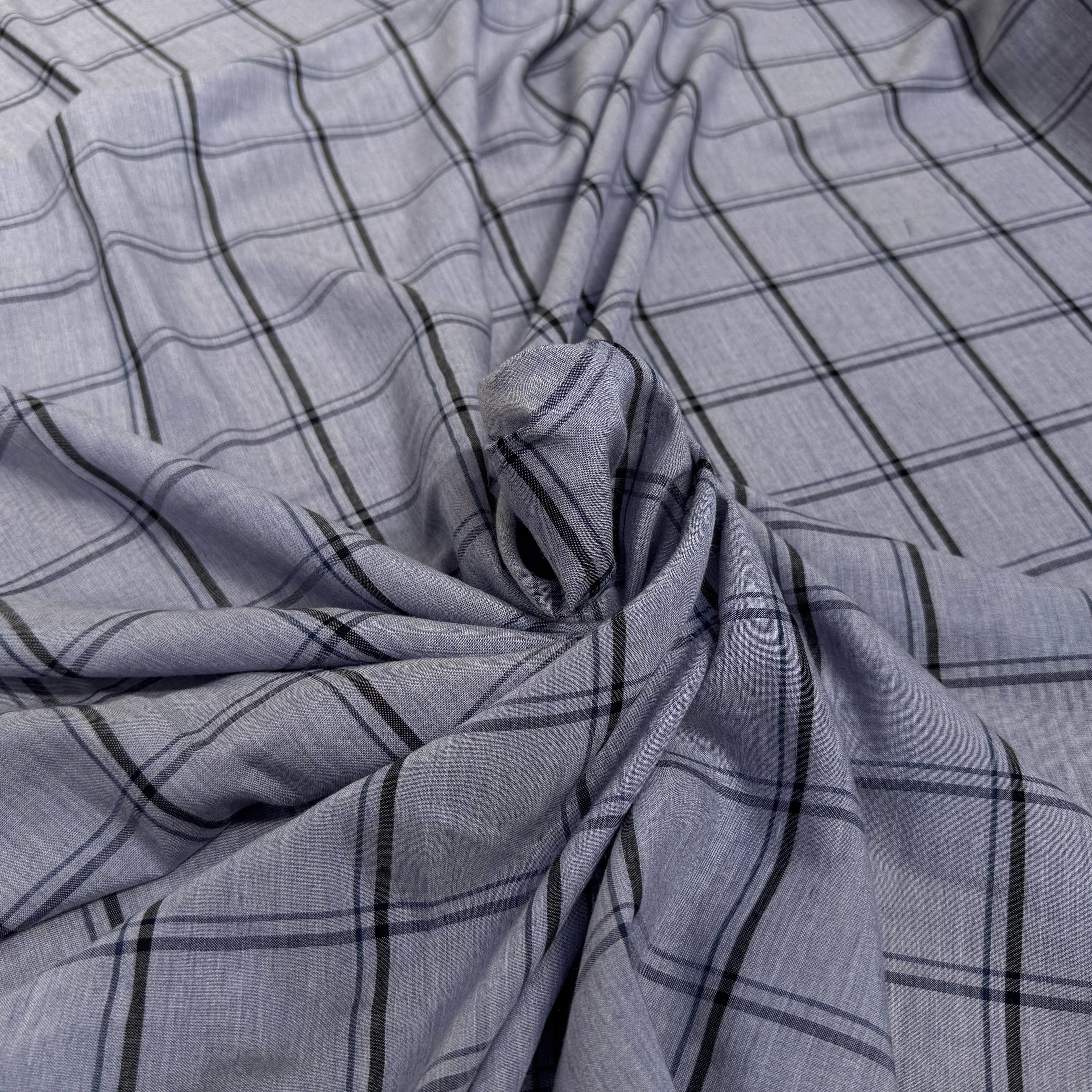 TISSU COTON CHEMISE FOND GRIS MOTIFS CARREAUX GRIS FONCÉ ULRTA DOUX - My Little Coupon