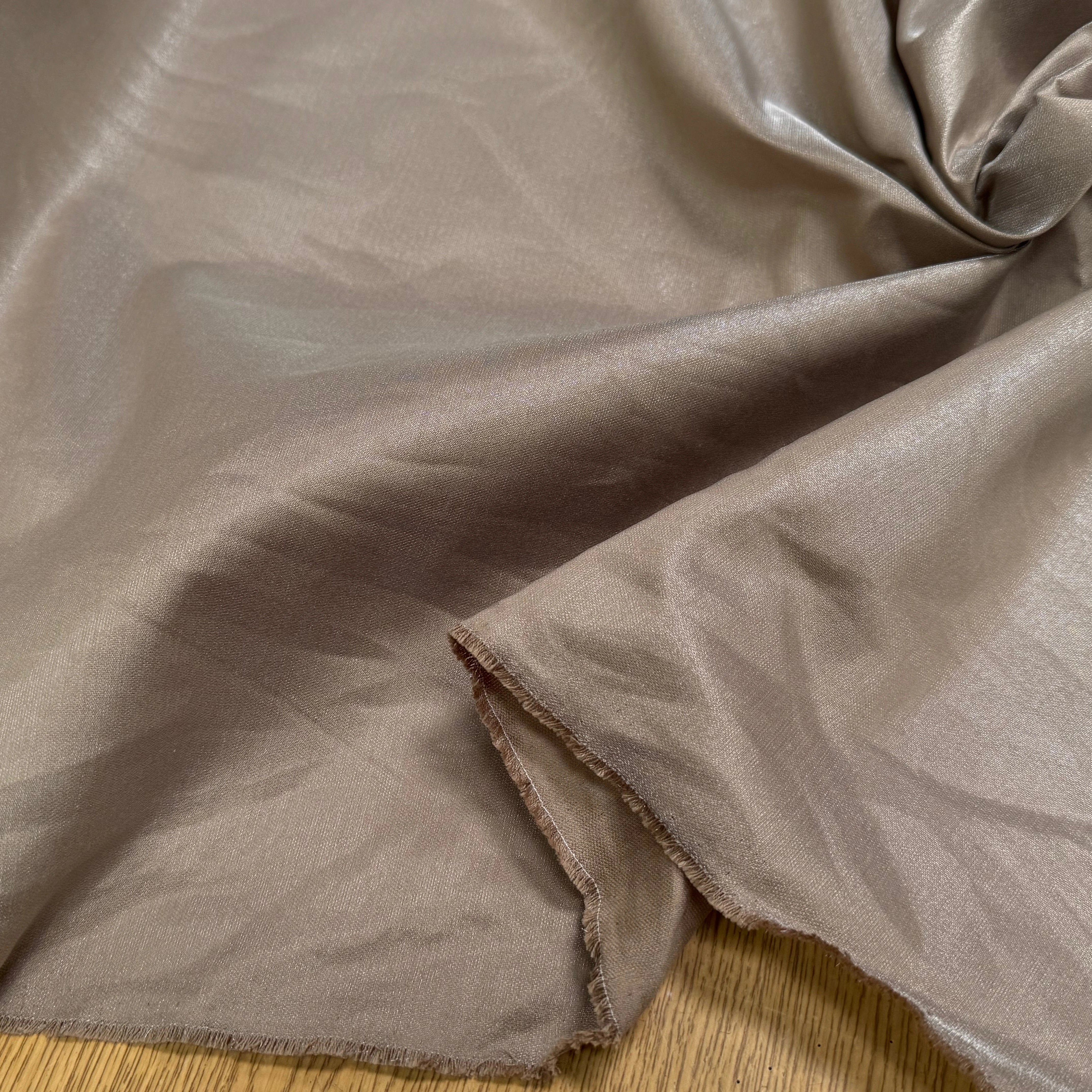 TISSU COTON LAMÉ BEIGE SABLE 71% COTON - My Little Coupon