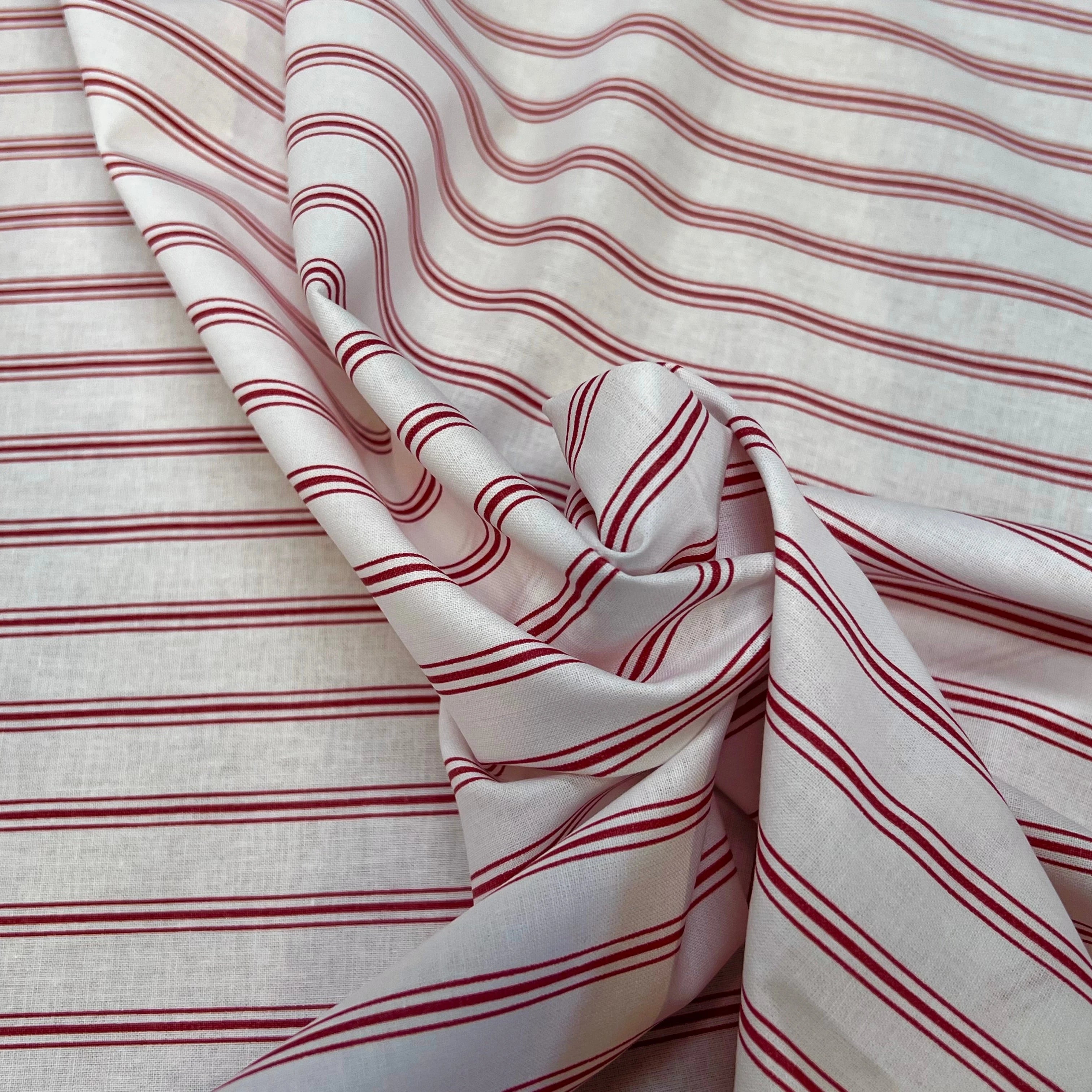 TISSU COTON REGENCE ROUGE 150 - My Little Coupon