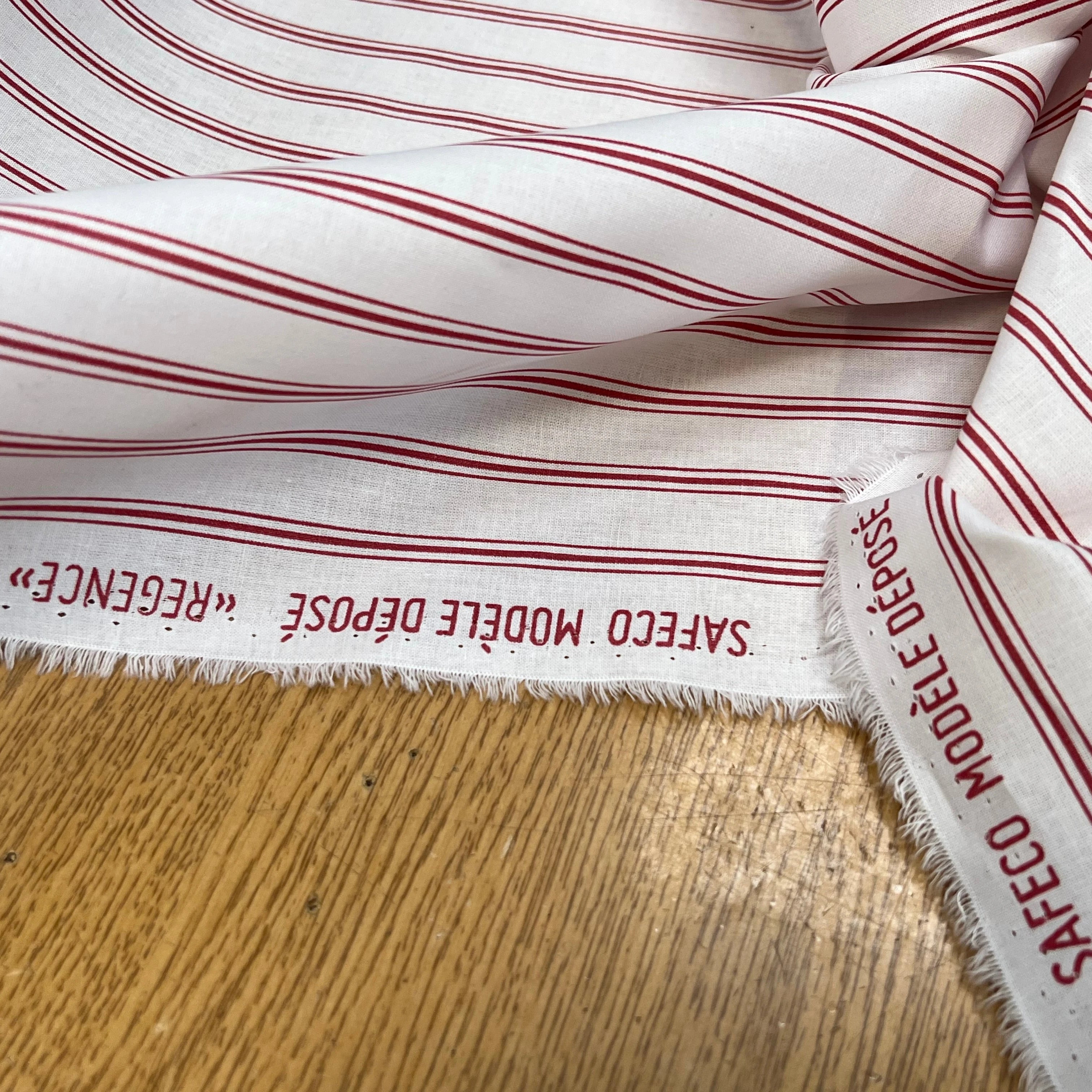 TISSU COTON REGENCE ROUGE 150 - My Little Coupon