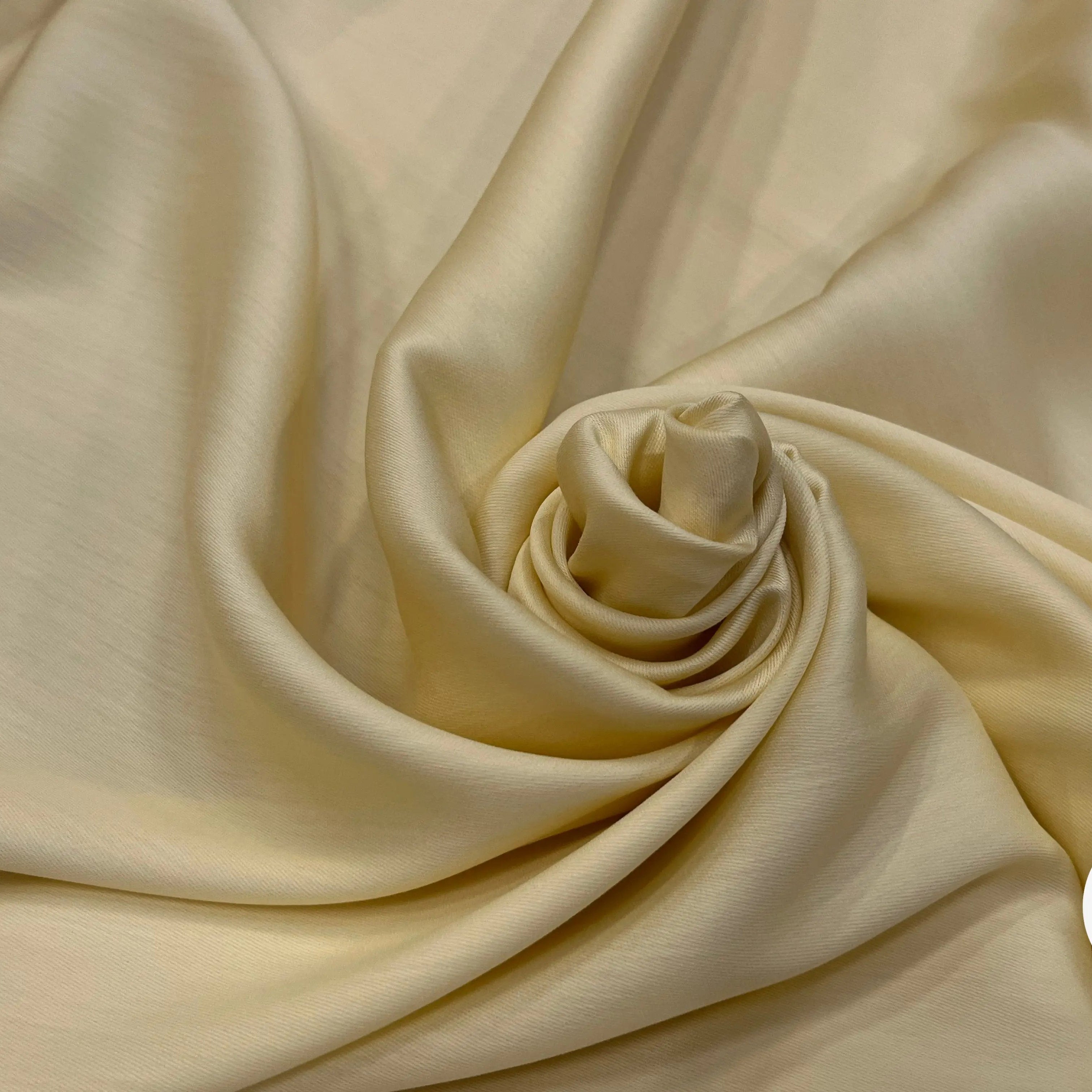 TISSU COTON SATINÉ JAUNE BÉBÉ 27% SOIE - My Little Coupon