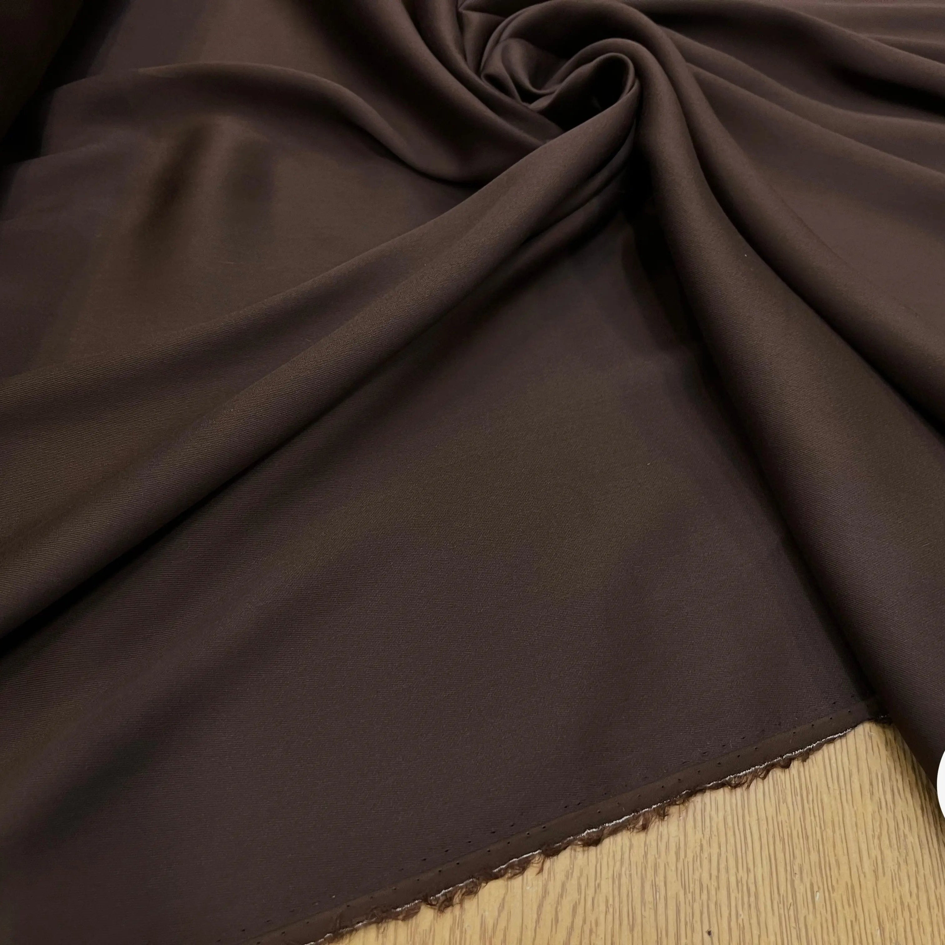 TISSU COTON SATINÉ MARRON 27%SOIE - My Little Coupon