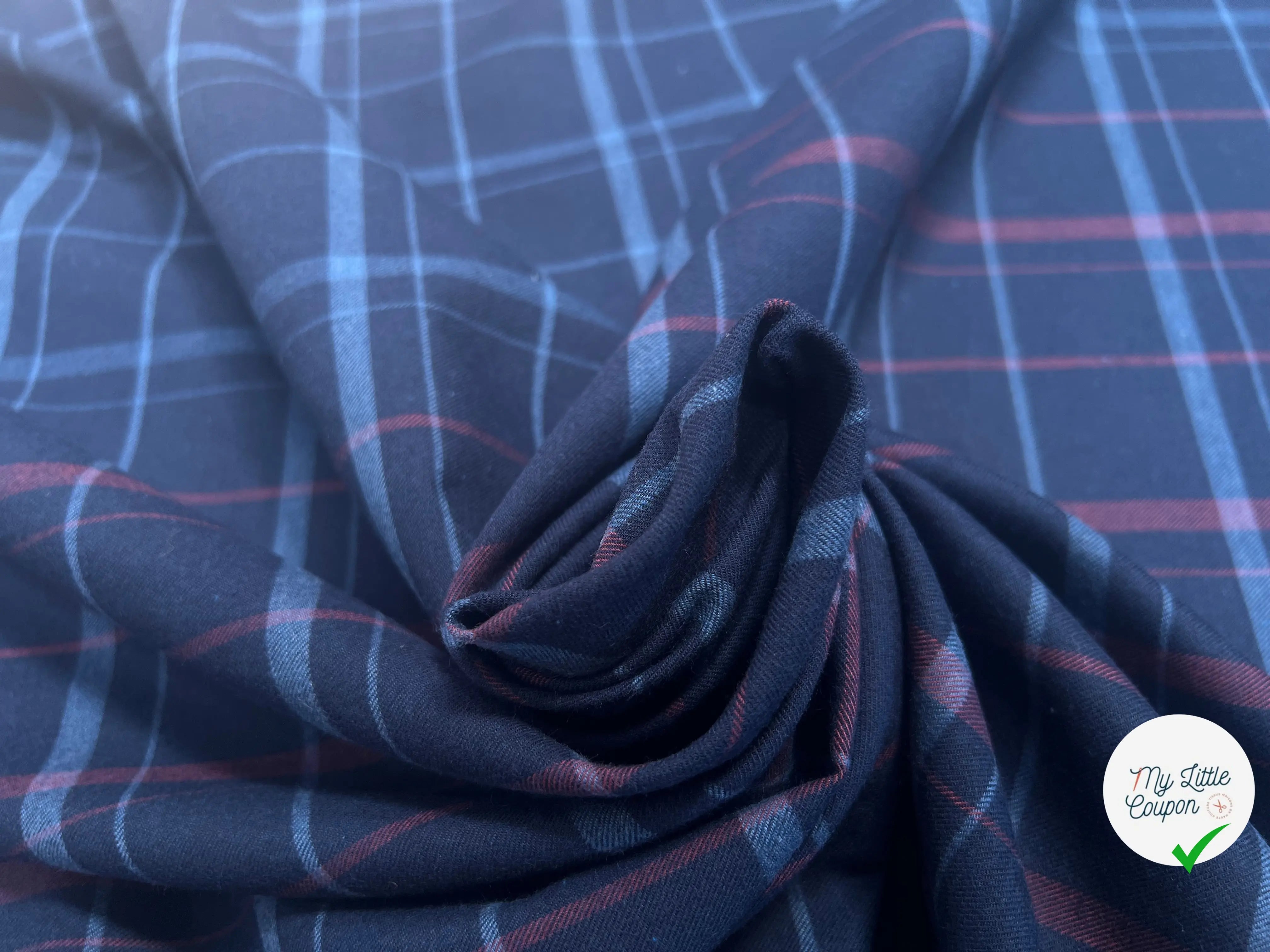 TISSU COTON TRAPPEUR A GRANDS CARREAUX BICOLORE BLEU NAVY ET ROUGE - My Little Coupon