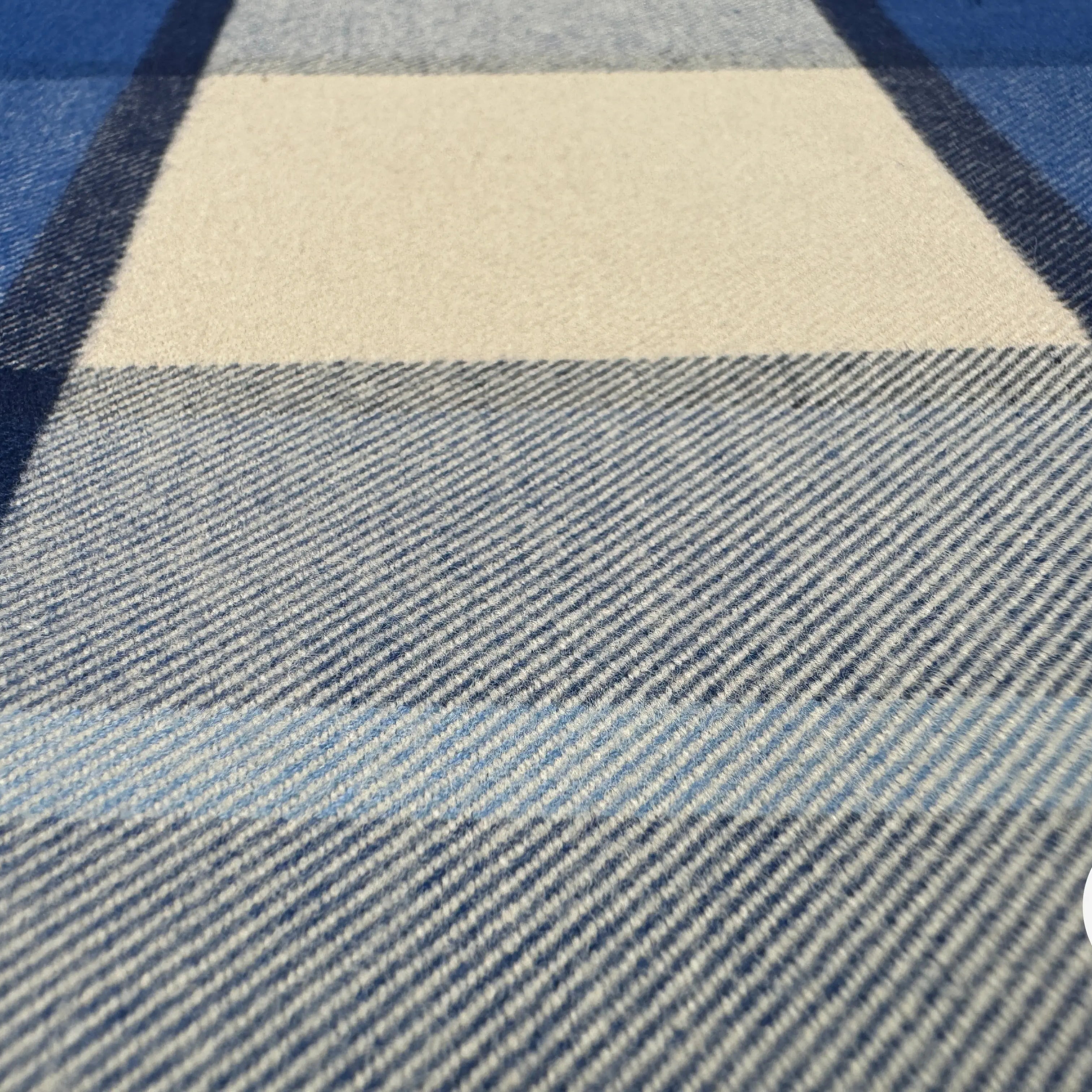 TISSU COTON TRAPPEUR CARREAUX BLEU CREME CONTRECOLLÉ - My Little Coupon