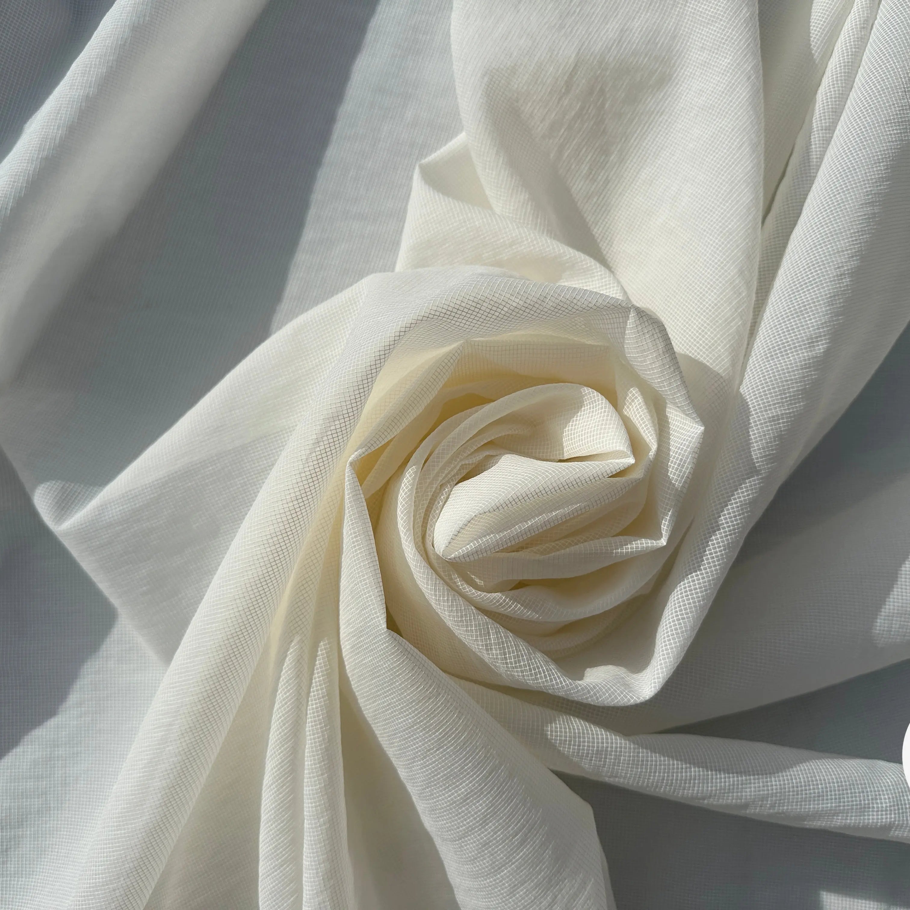 TISSU COUPE VENT ORGANZA MODERNE MSO