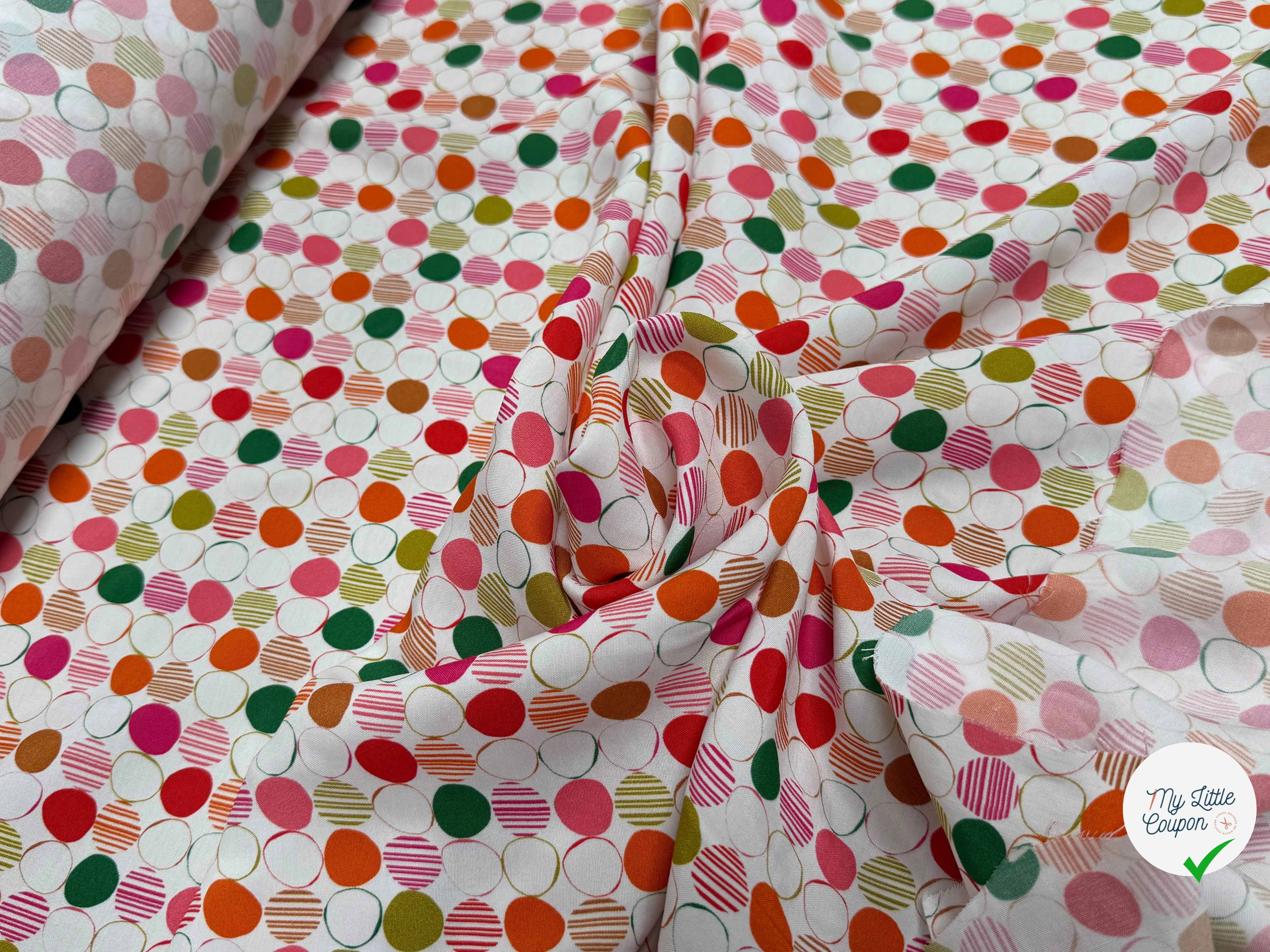 TISSU CRÊPE DE VISCOSE IMPRIMÉ POIS MULTICOLORES FANTASY ROND MULTIROUGE - My Little Coupon