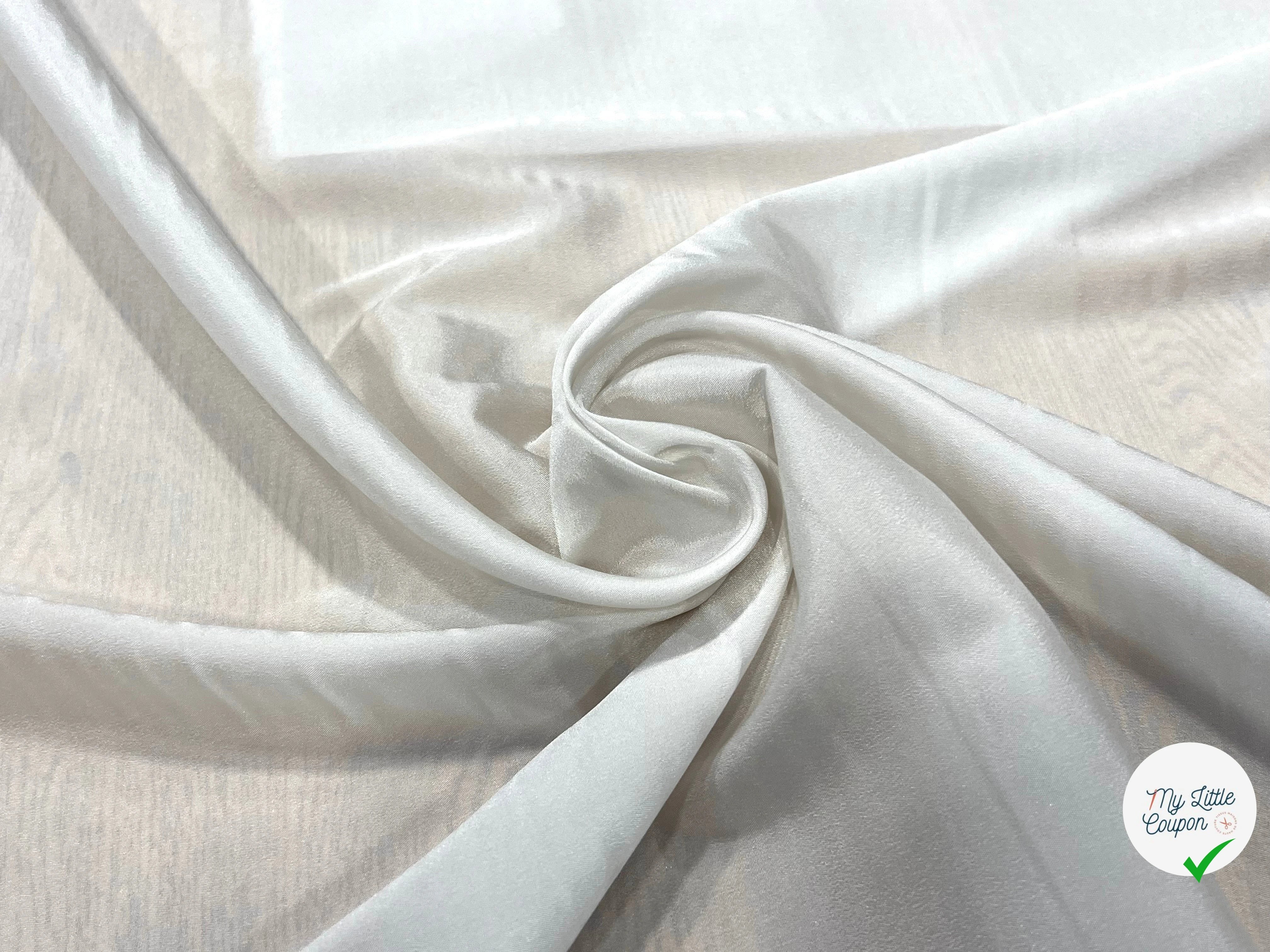 TISSU CREPE LÉGÈREMENT SATINÉ FLUIDE BLANC CASSÉ - My Little Coupon