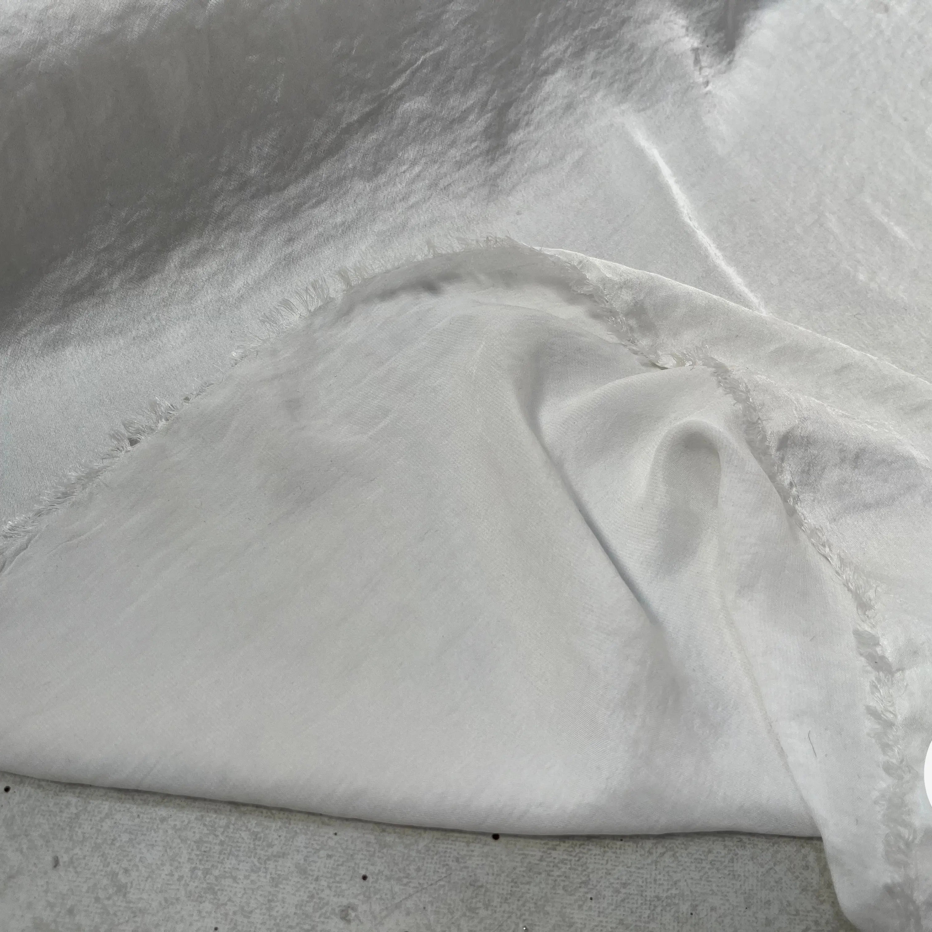 TISSU FLUIDE CRINKEL TOUCHÉ DOUX BLANC - My Little Coupon