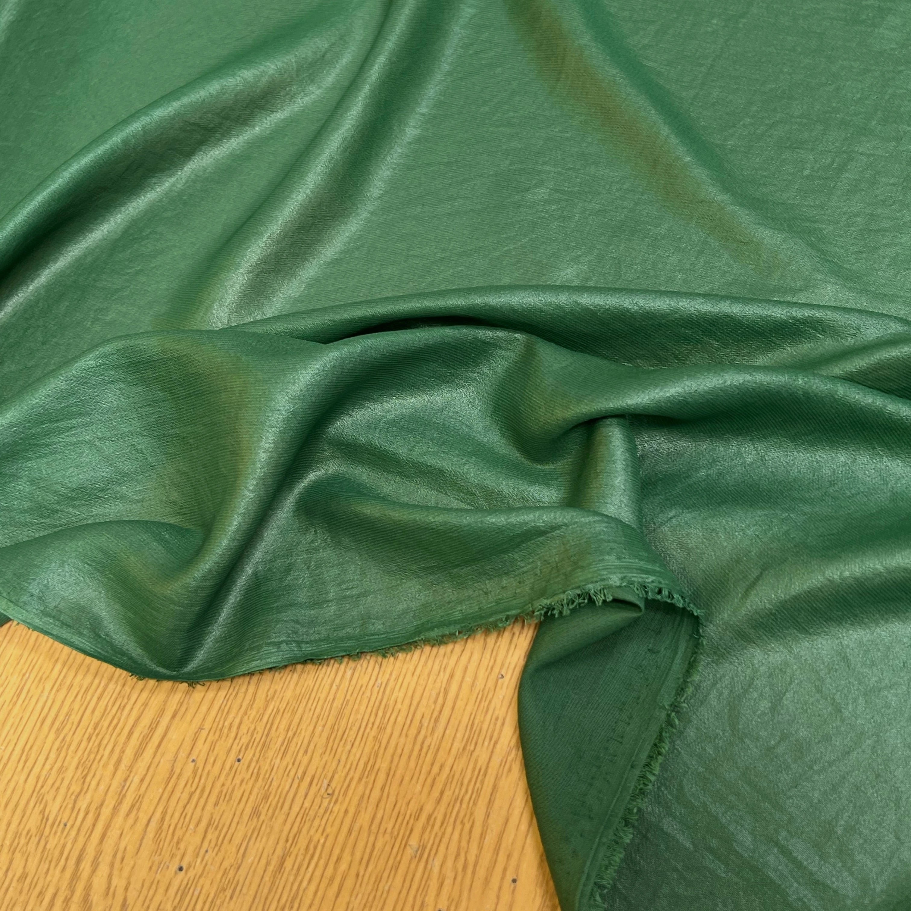TISSU FLUIDE SCINTILLANT ÉFFET HUILÉ VERT - My Little Coupon