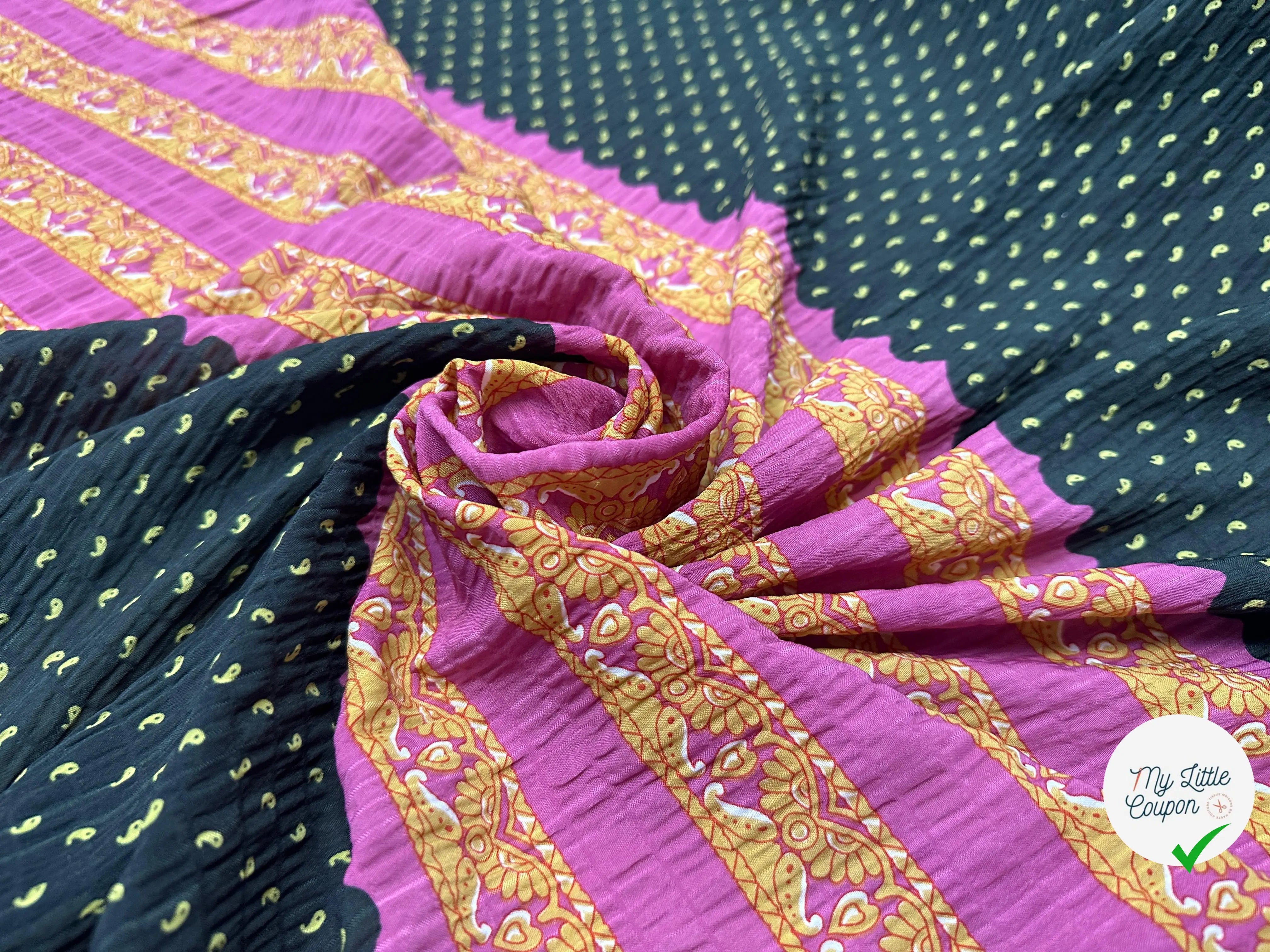 TISSU GAUFFRÉ PAISLEY ET ROSE - My Little Coupon
