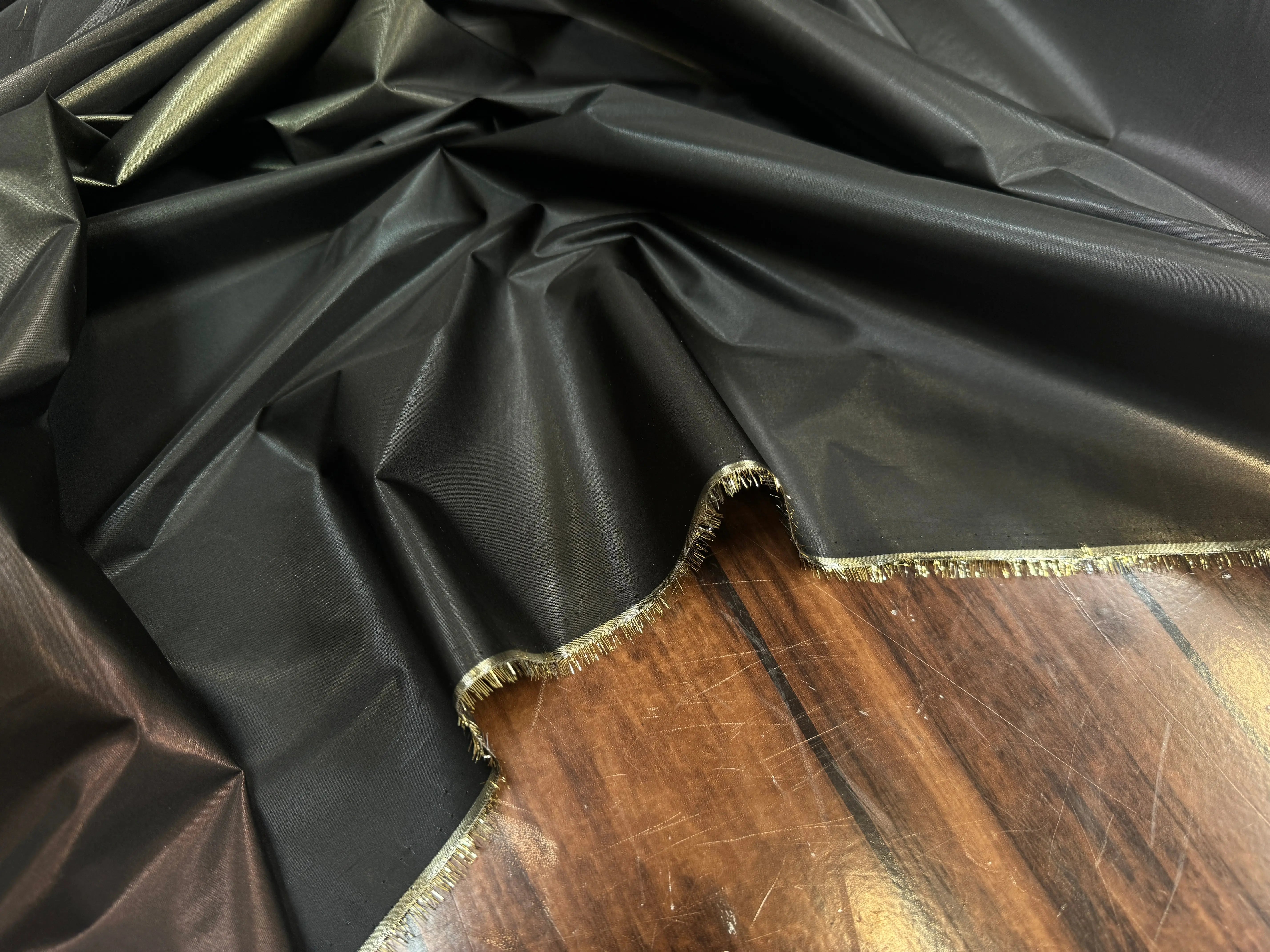 TISSU LAMÉ POLYESTER - My Little Coupon