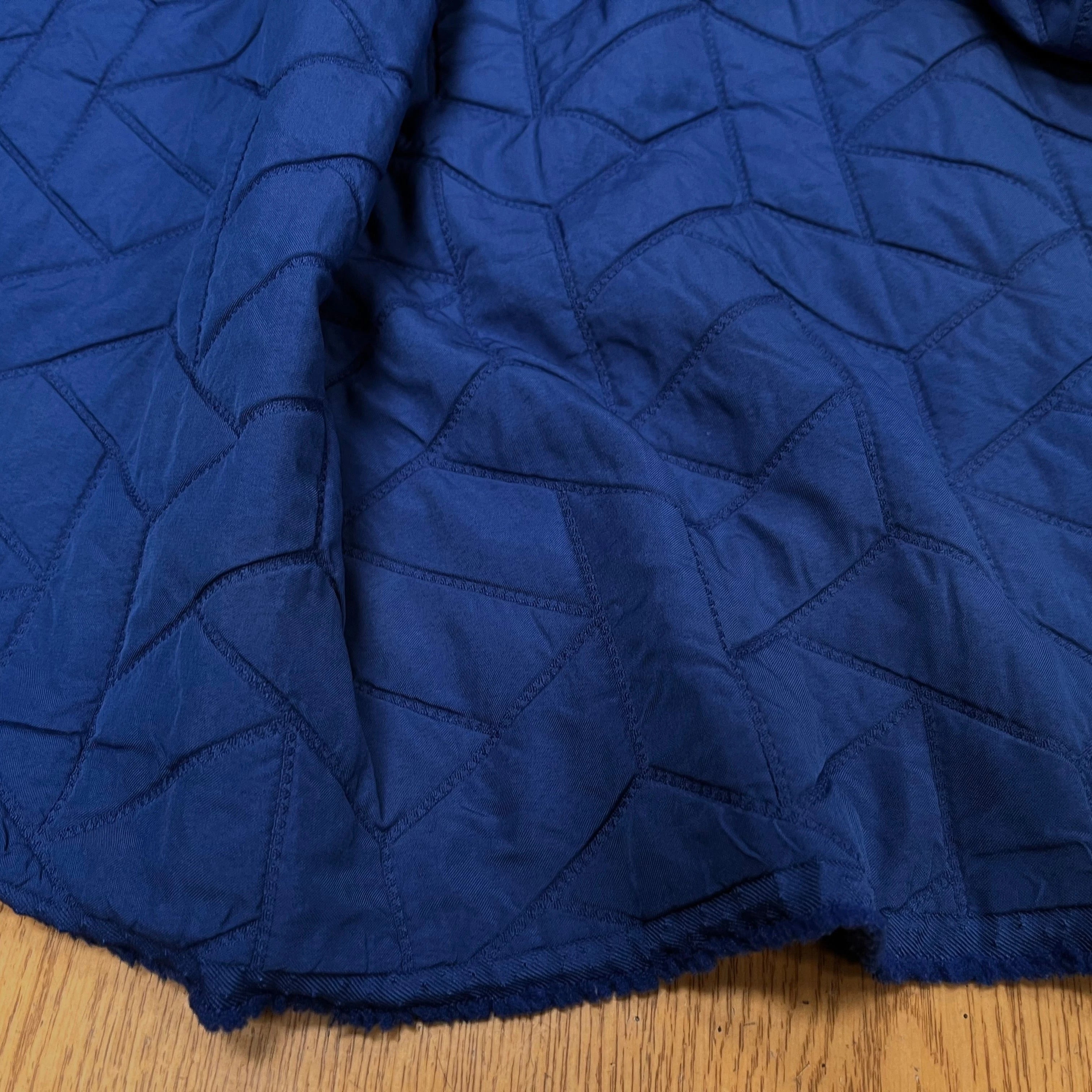 TISSU MATELASSÉ BLEU MOTIF RECTANGLE ENVERS DOUX - My Little Coupon