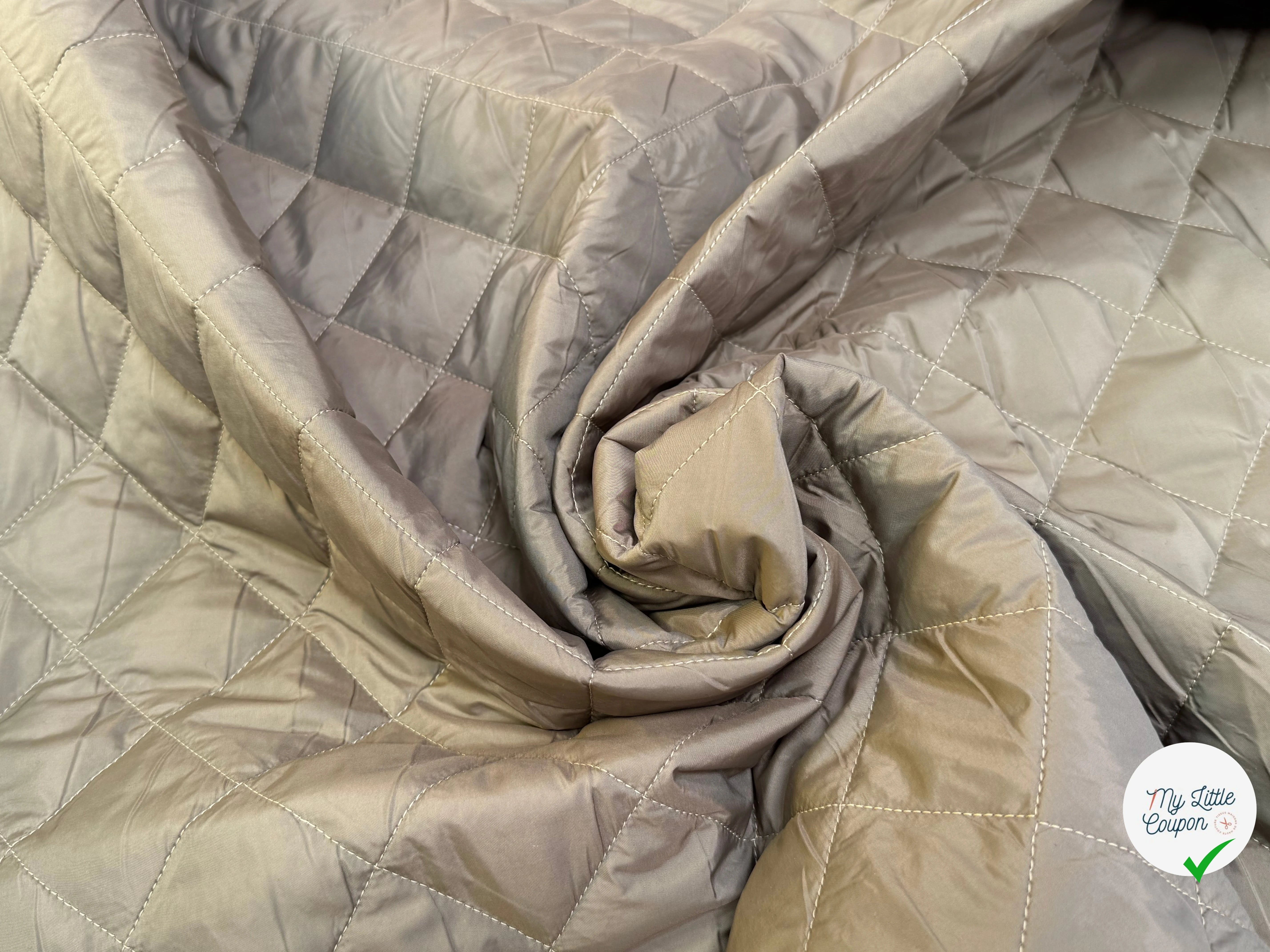 TISSU MATELASSÉ DEUX FACE DOUDOUNE GREIGE & STONE LOSANGE - My Little Coupon
