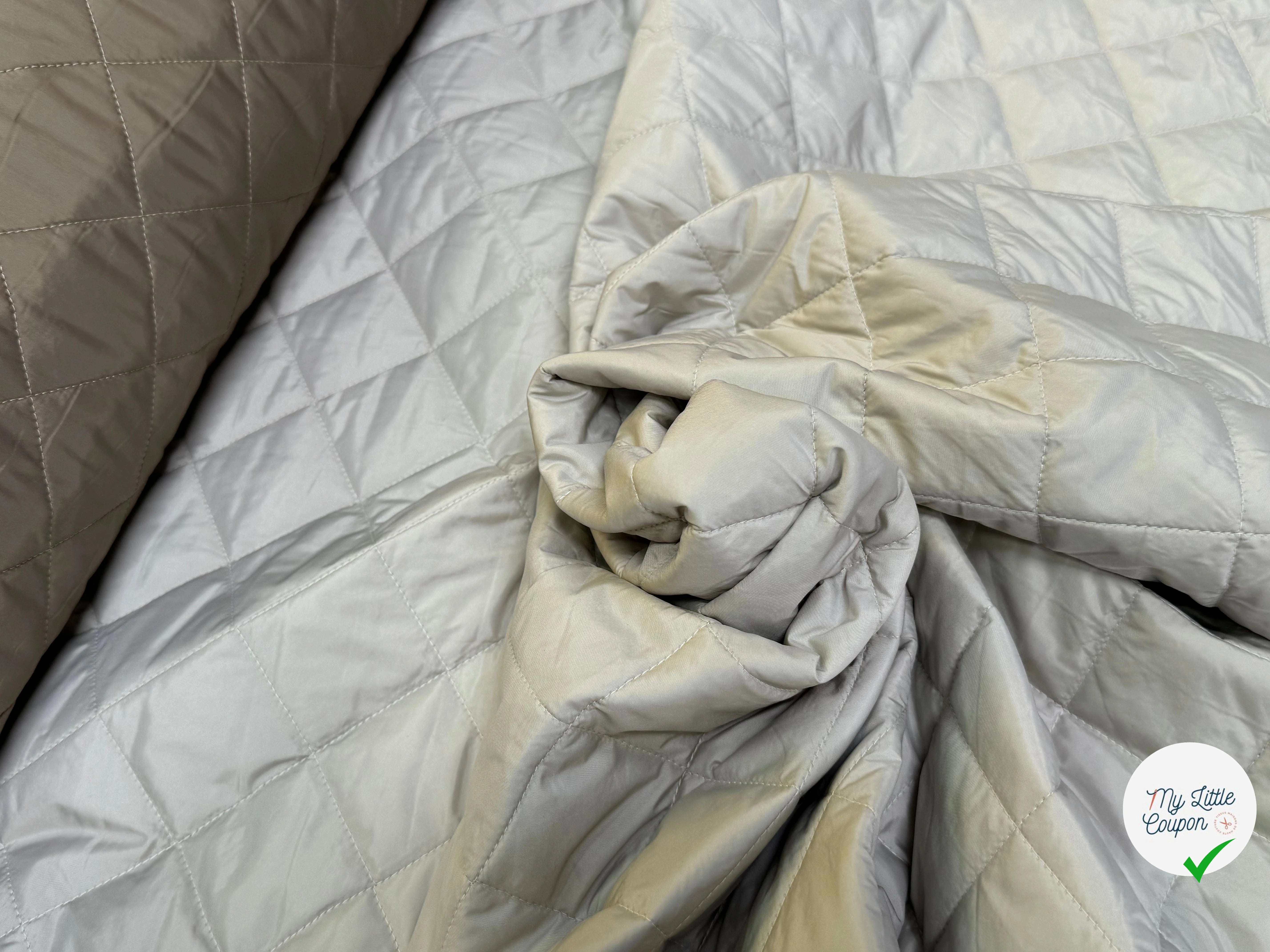 TISSU MATELASSÉ DEUX FACE DOUDOUNE GREIGE & STONE LOSANGE - My Little Coupon