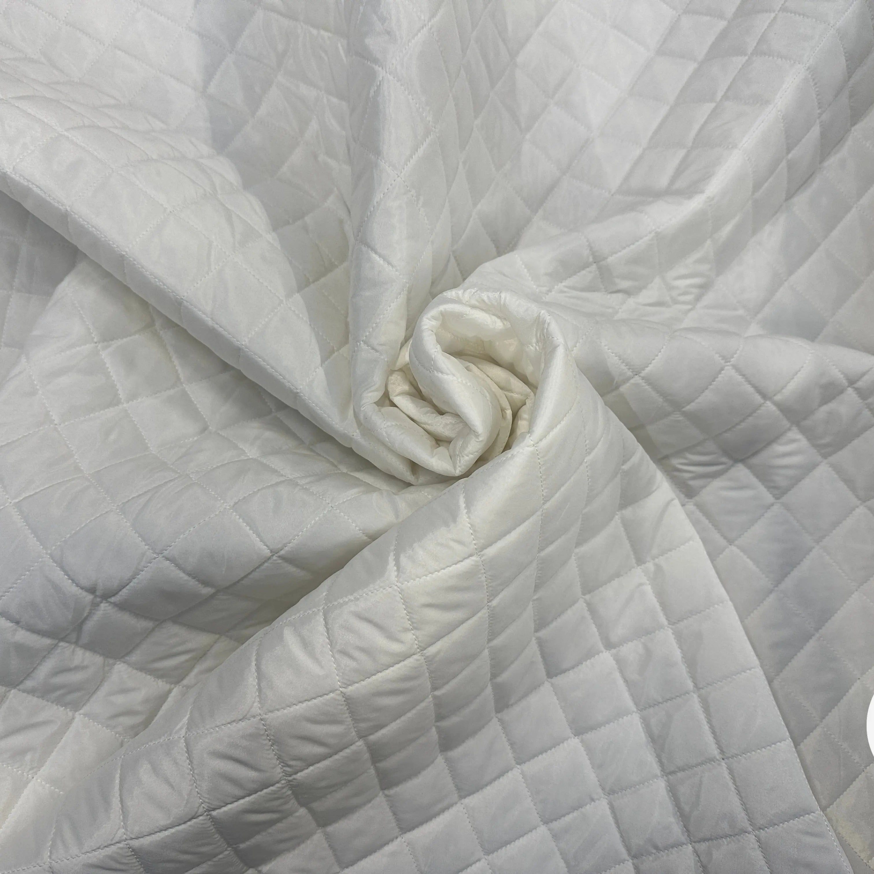 TISSU MATELASSÉ DOUDOUNE CHIC MATELASSAGE FRANÇAIS SIMPLE FACE MLC INTERN