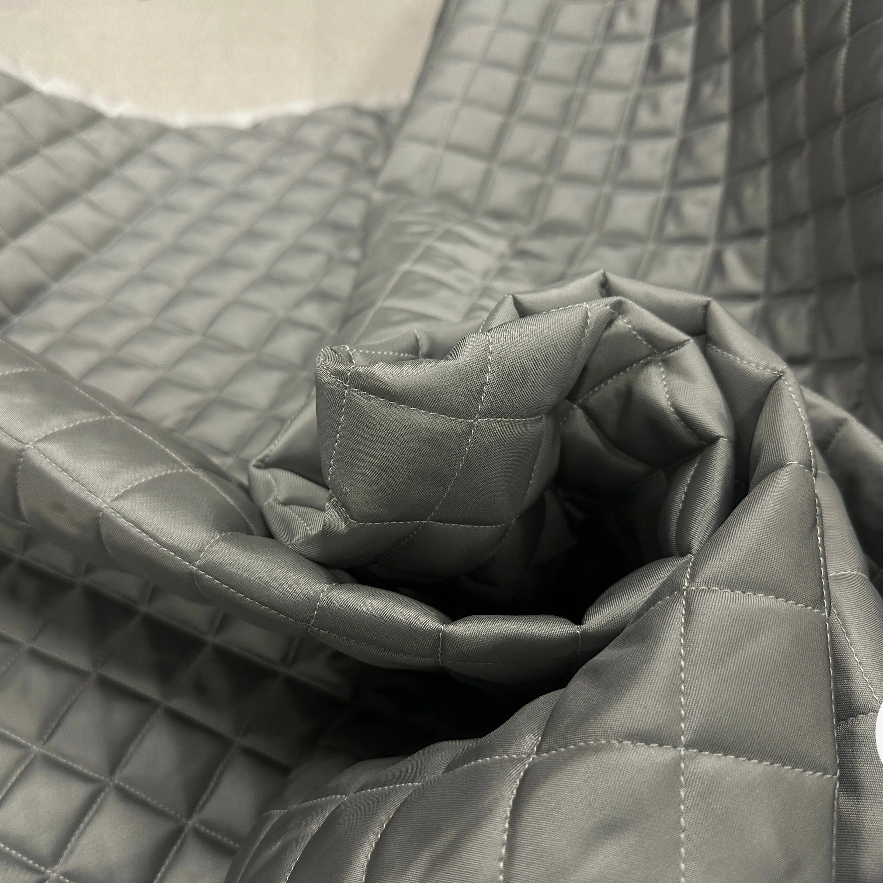 TISSU MATELASSÉ DOUDOUNE CHIC MATELASSAGE FRANÇAIS SIMPLE FACE MLC INTERN