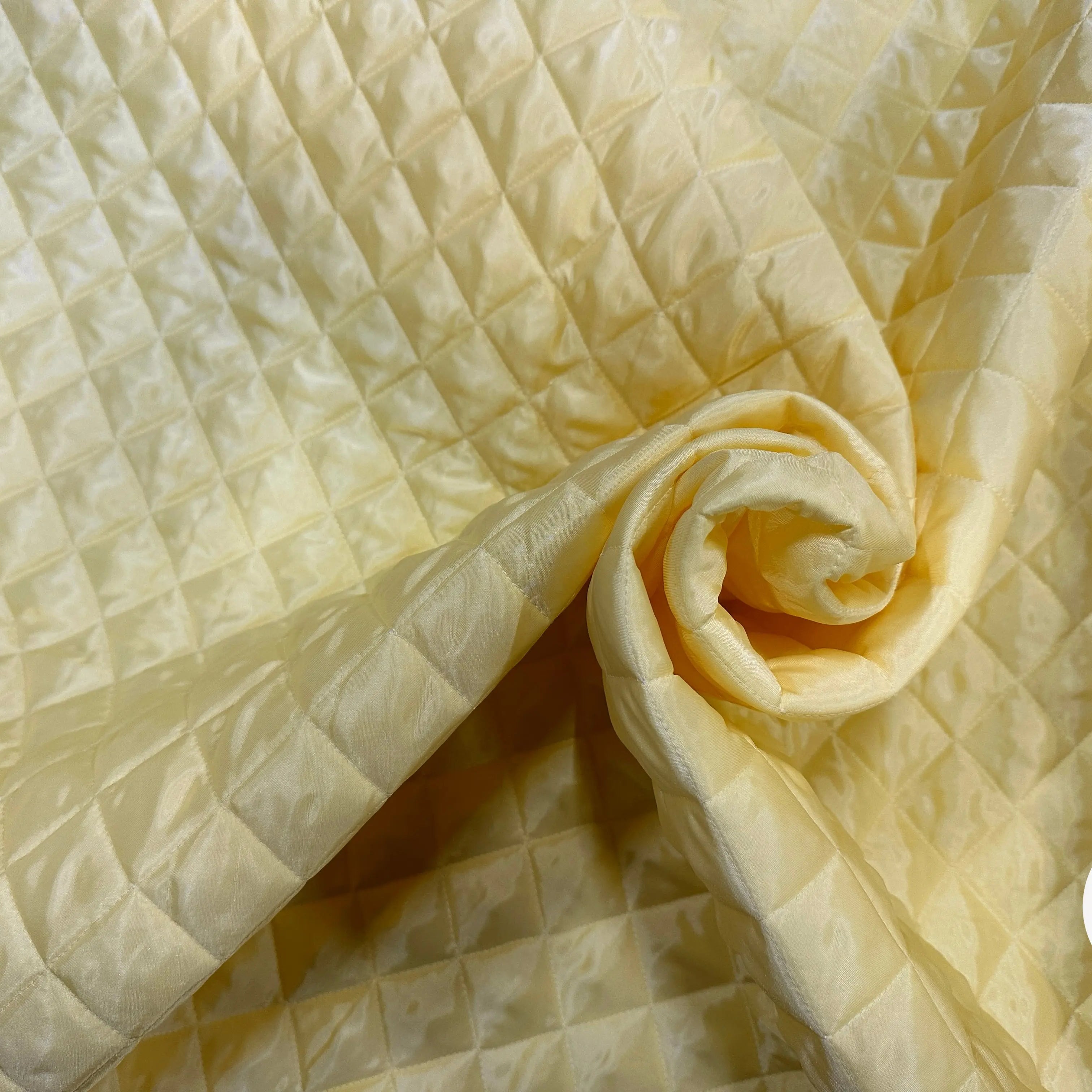 TISSU MATELASSÉ DOUDOUNE DOUBLE JAUNE BÉBÉ FACE CHIC MATELASSAGE FRANÇAIS MLC INTERN