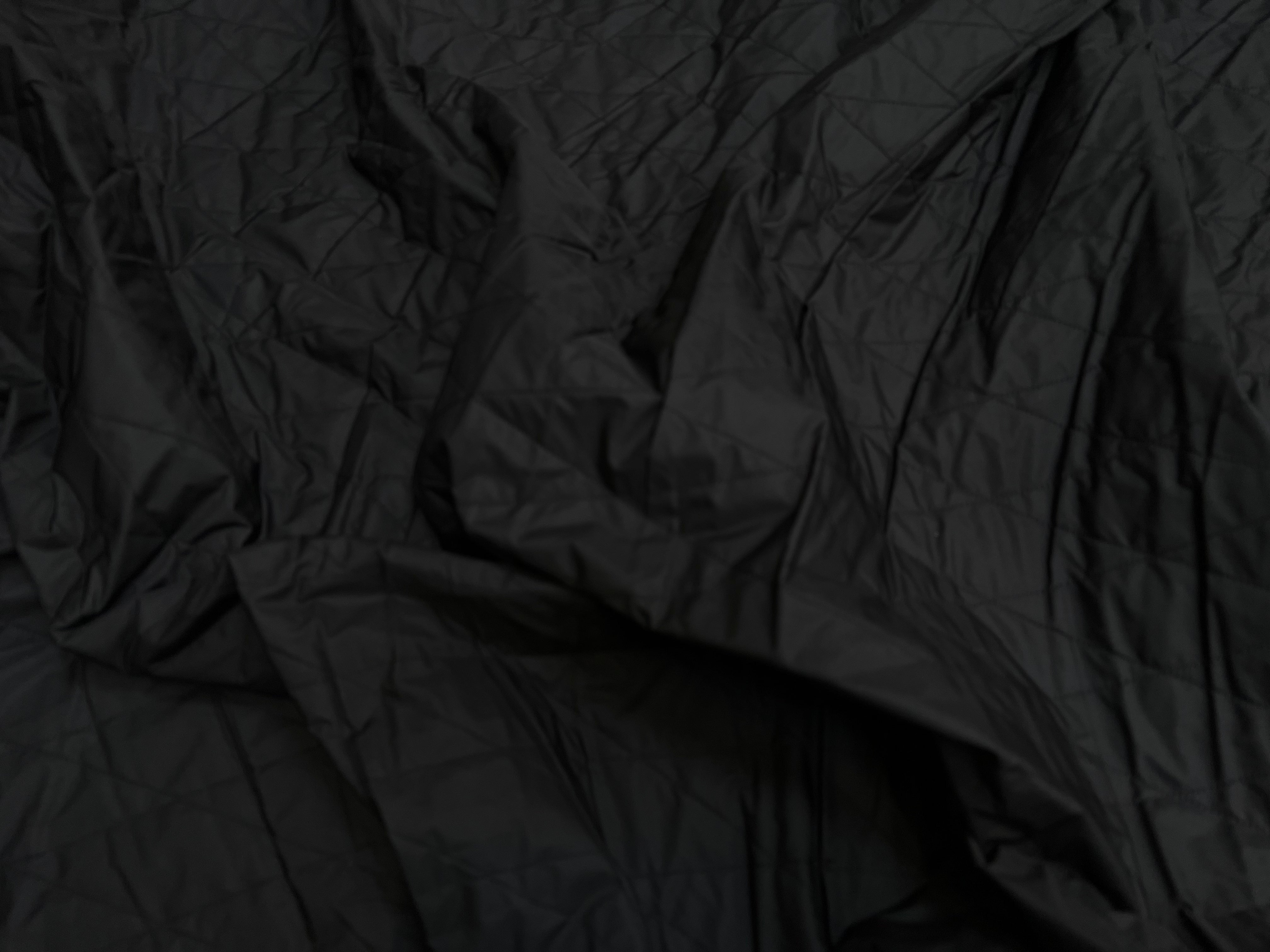 TISSU MATELASSÉ NOIR - My Little Coupon