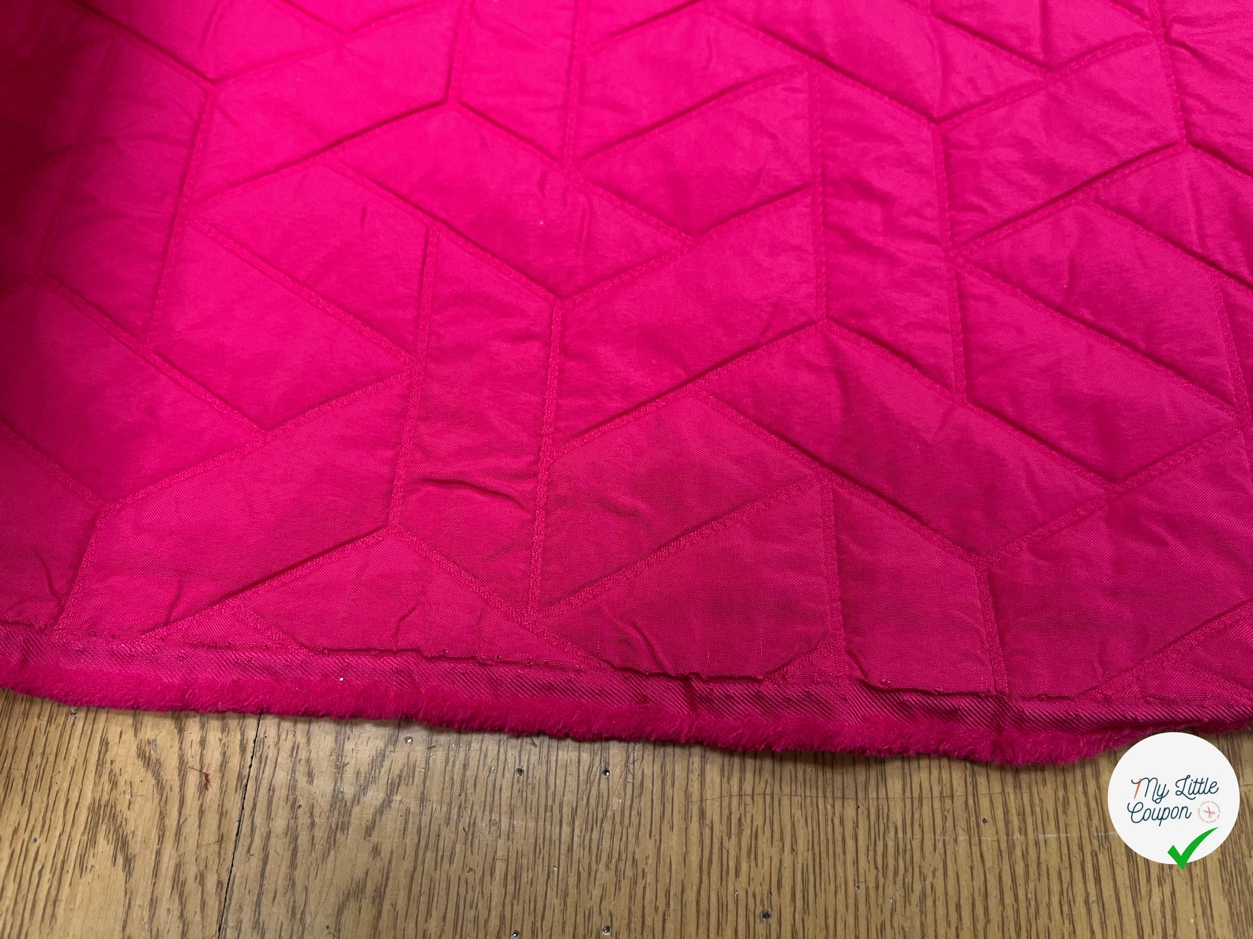 TISSU MATELASSÉ ROSE MOTIF RECTANGLE ENVERS DOUX - My Little Coupon
