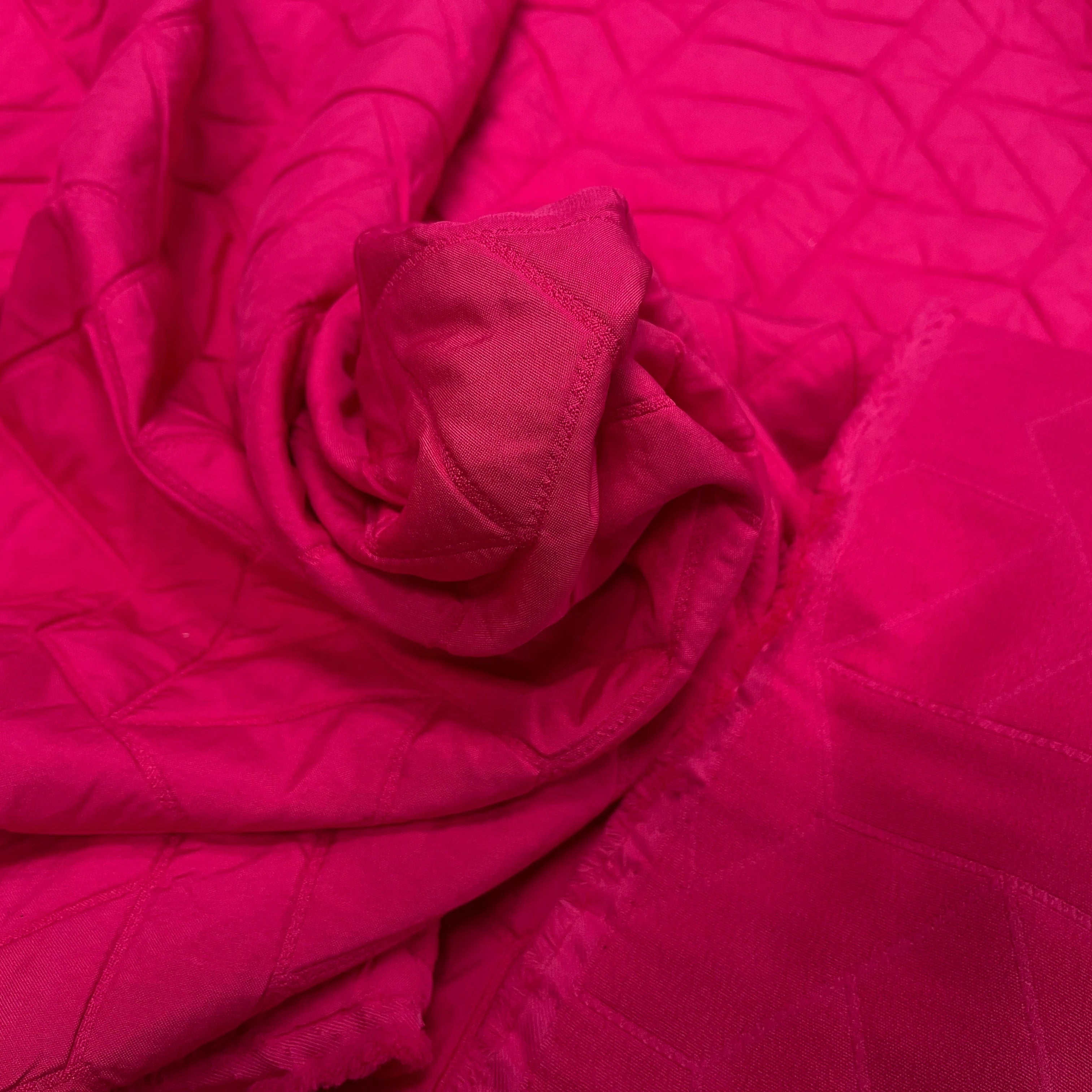 TISSU MATELASSÉ ROSE MOTIF RECTANGLE ENVERS DOUX - My Little Coupon