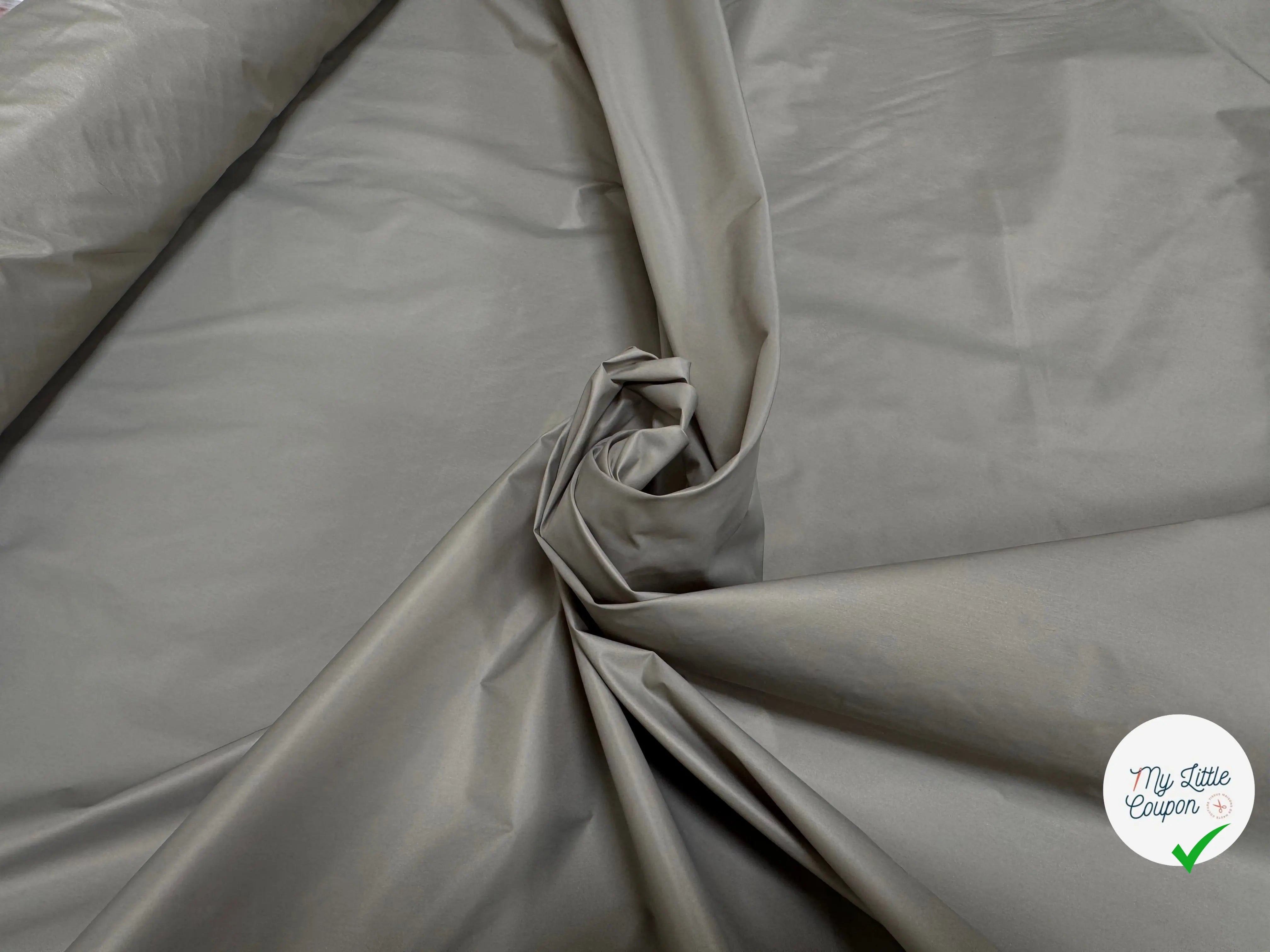 TISSU PARKAS KAKI GRIS UNI - My Little Coupon