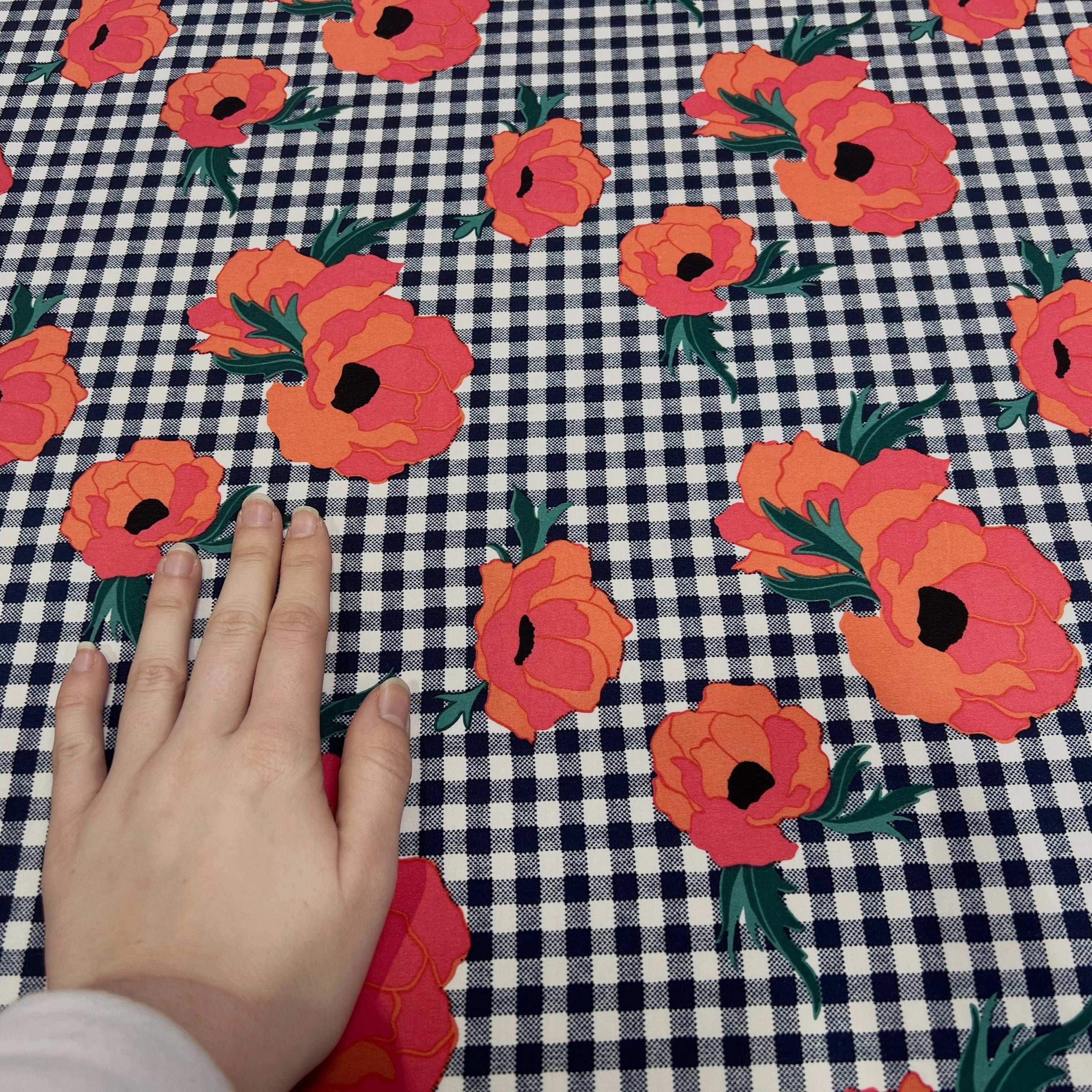 TISSU PEAU DE EPCHE FLEURS CARREAUX - My Little Coupon