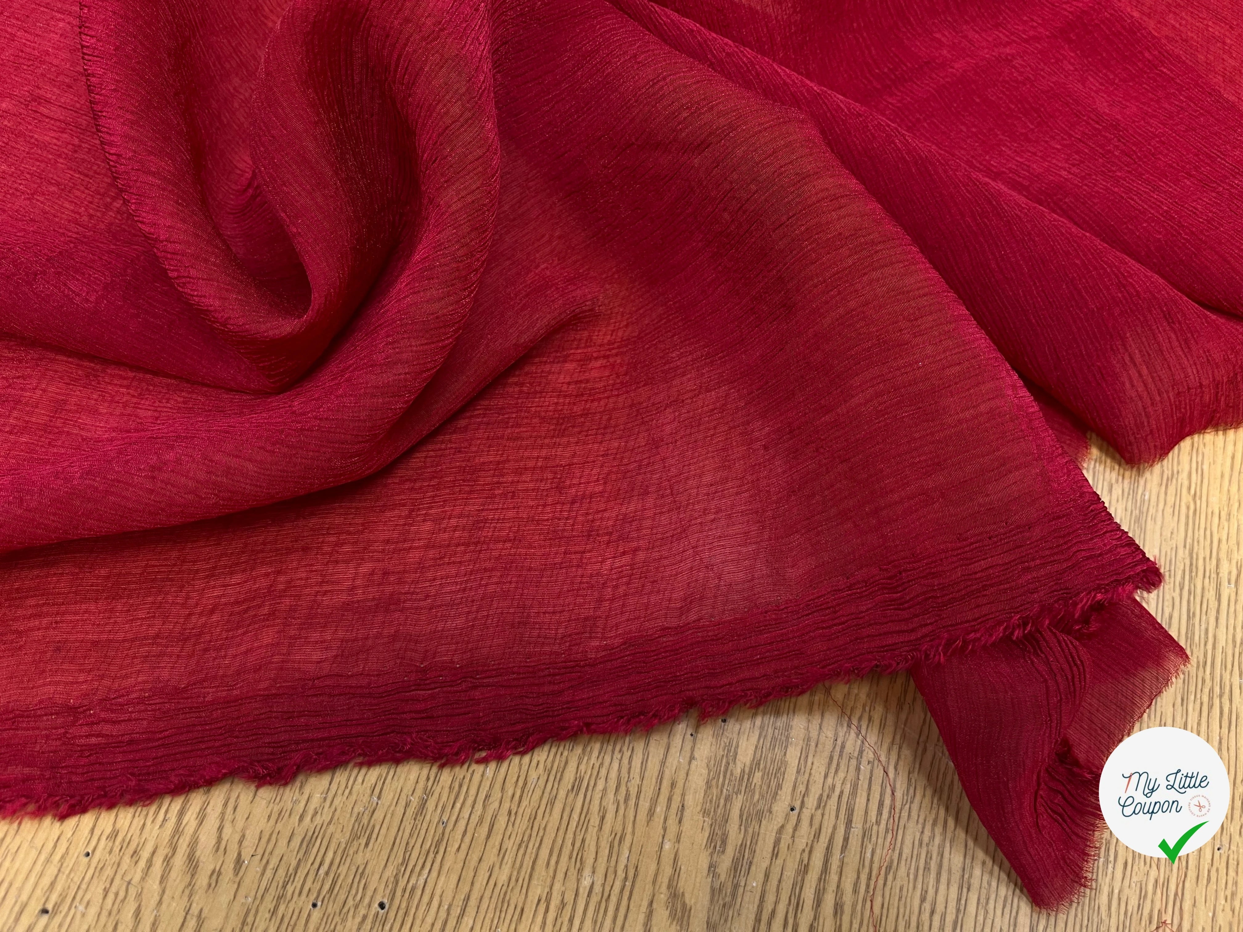 TISSU PLISSÉE POLYESTER ROUGE - My Little Coupon