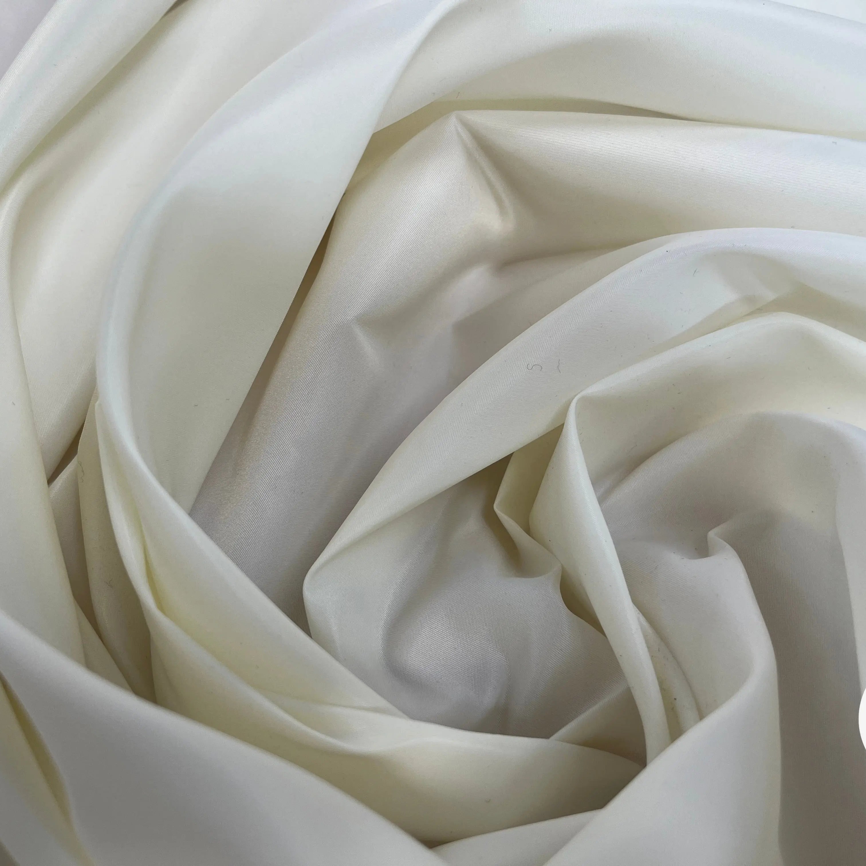 TISSU SATINÉ BLANC CASSÉ POLYESTER - My Little Coupon