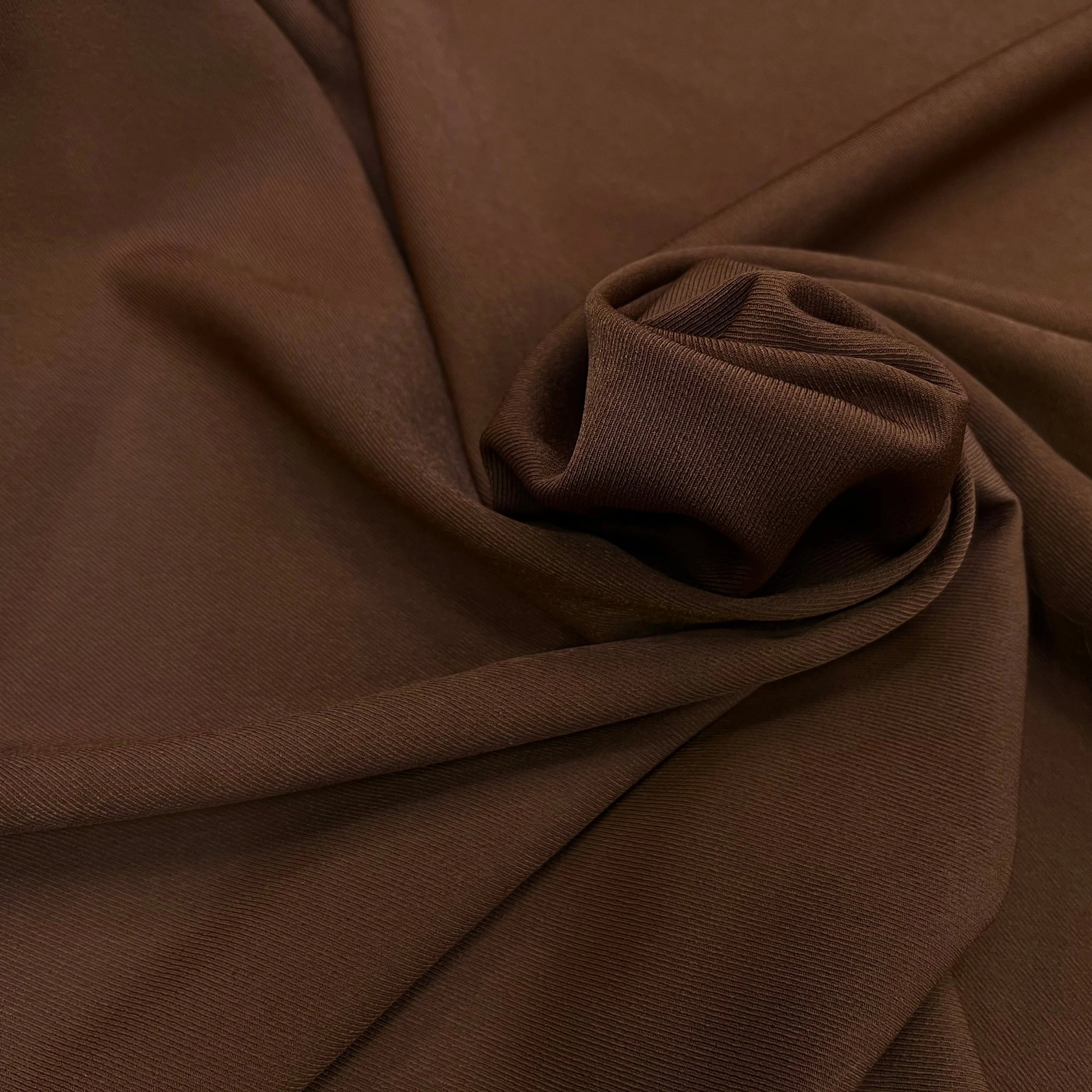 TISSU SERGÉ FLUIDE MARRON FONCÉ - My Little Coupon