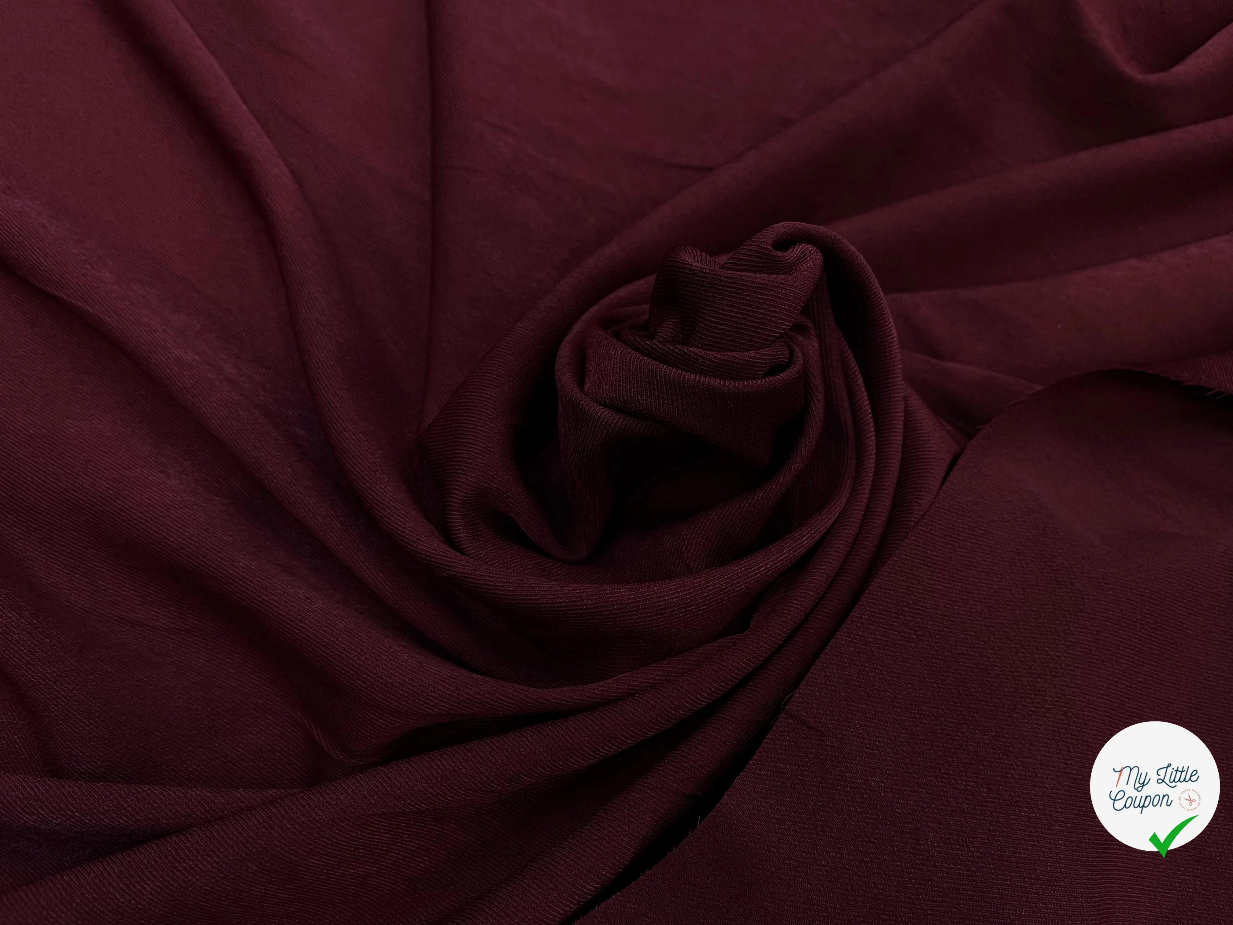 TISSU SERGÉ FLUIDE ROUGE BORDEAU - My Little Coupon